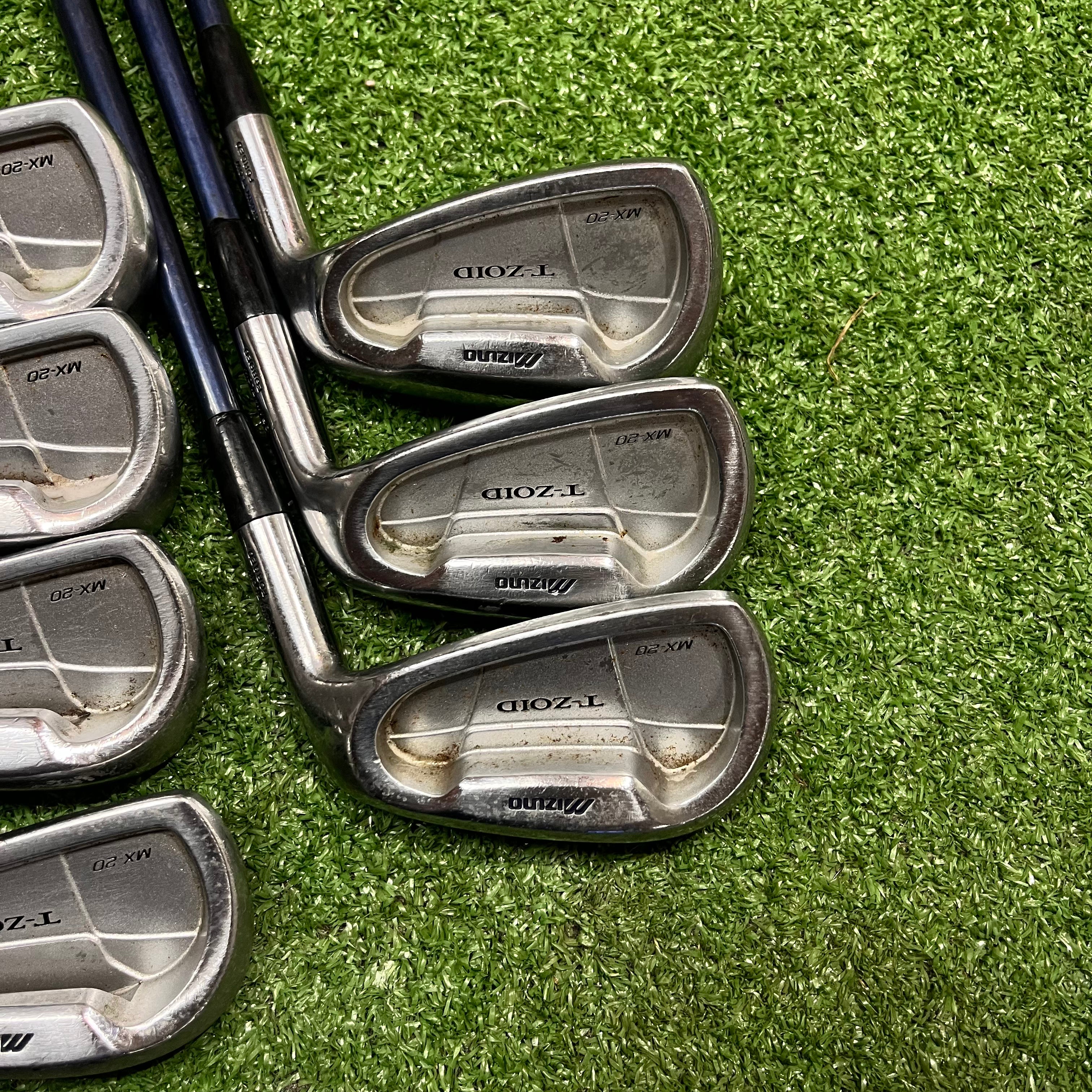 Mizuno I-ZOID MX-20 Iron Set 4-PW Graphite Regular Flex RH