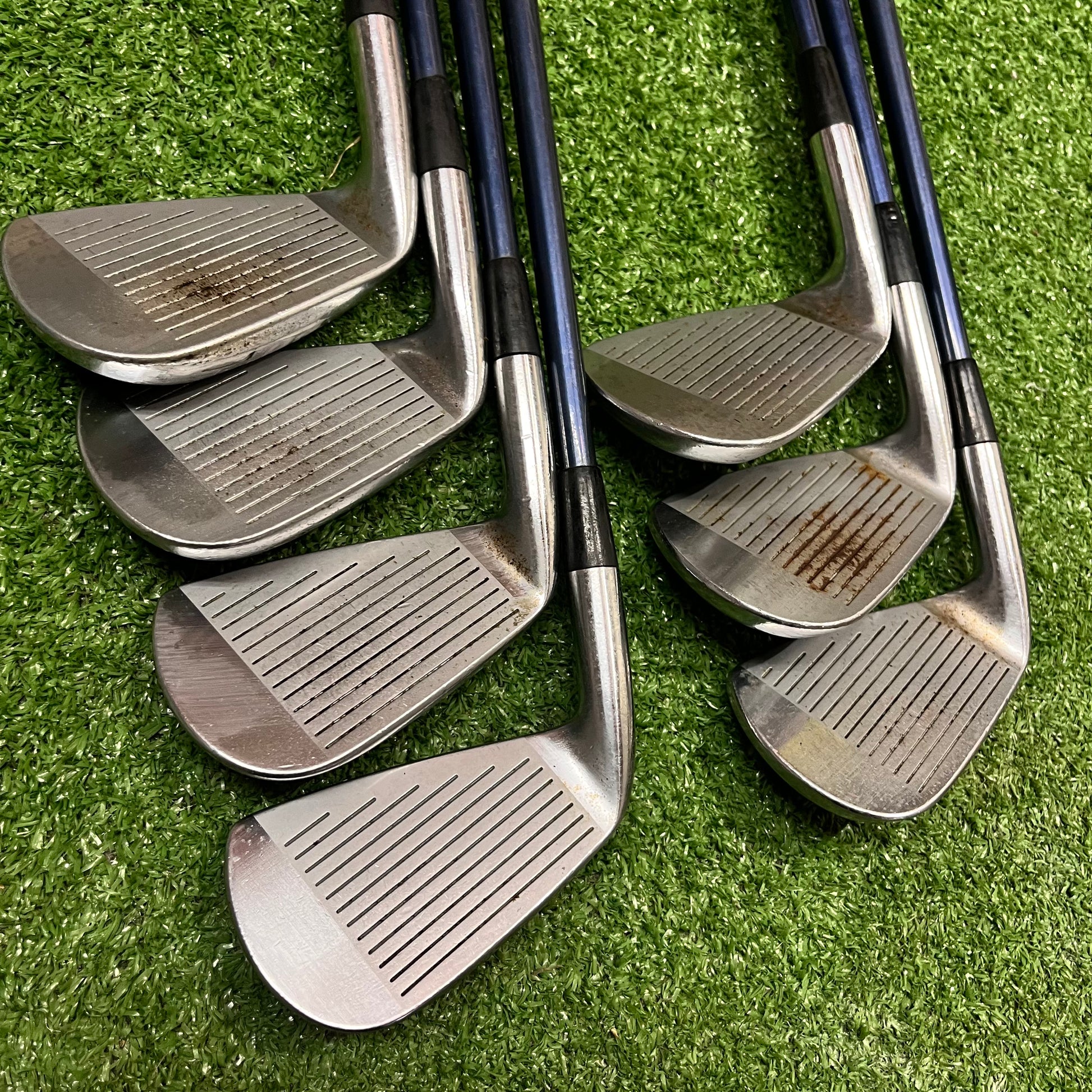 Mizuno I-ZOID MX-20 Iron Set 4-PW Graphite Regular Flex RH