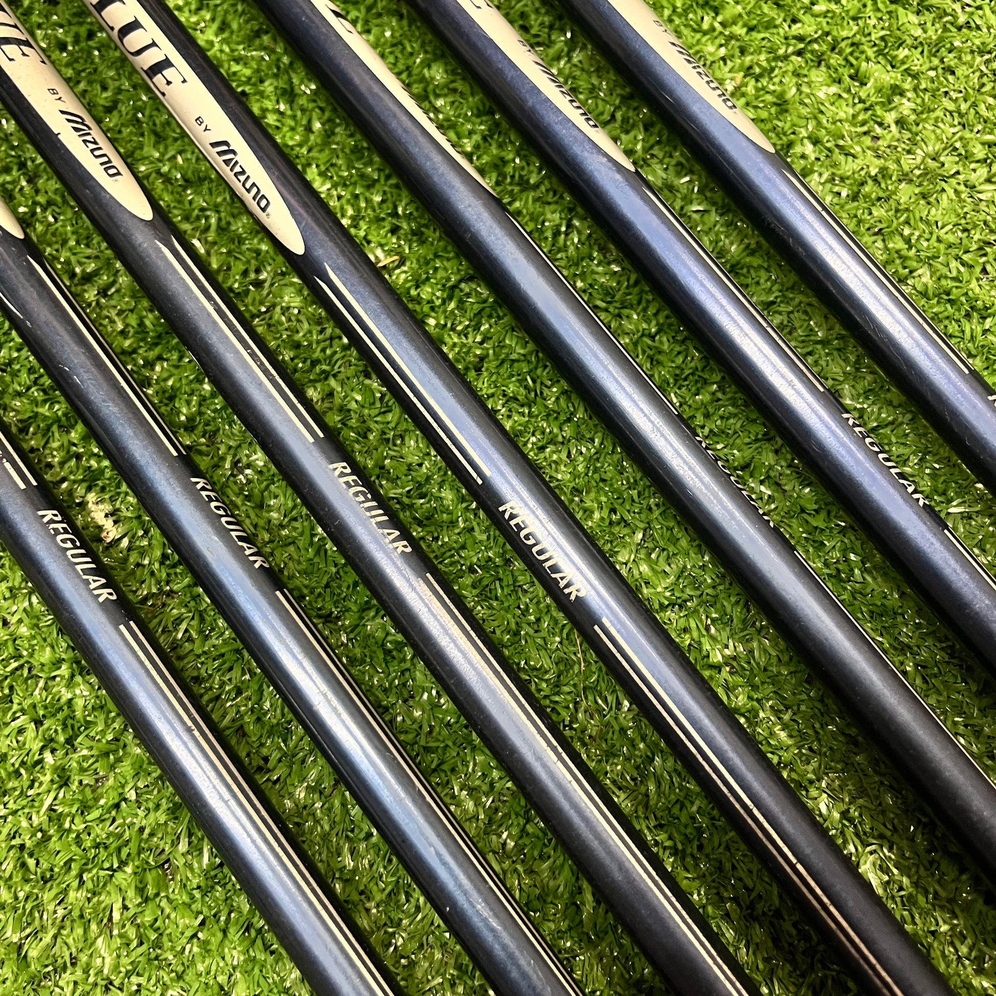 Mizuno I-ZOID MX-20 Iron Set 4-PW Graphite Regular Flex RH