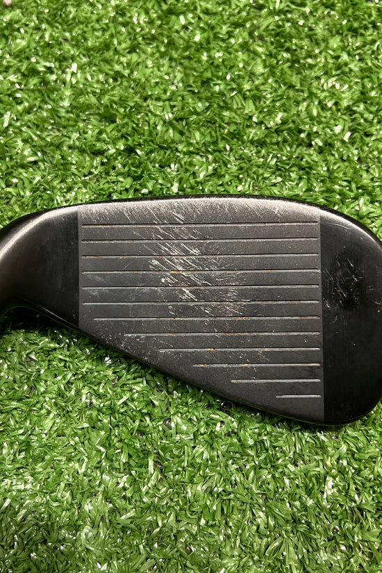 Sub70 699U 2 17° 2 Iron Graphite Regular Flex RH