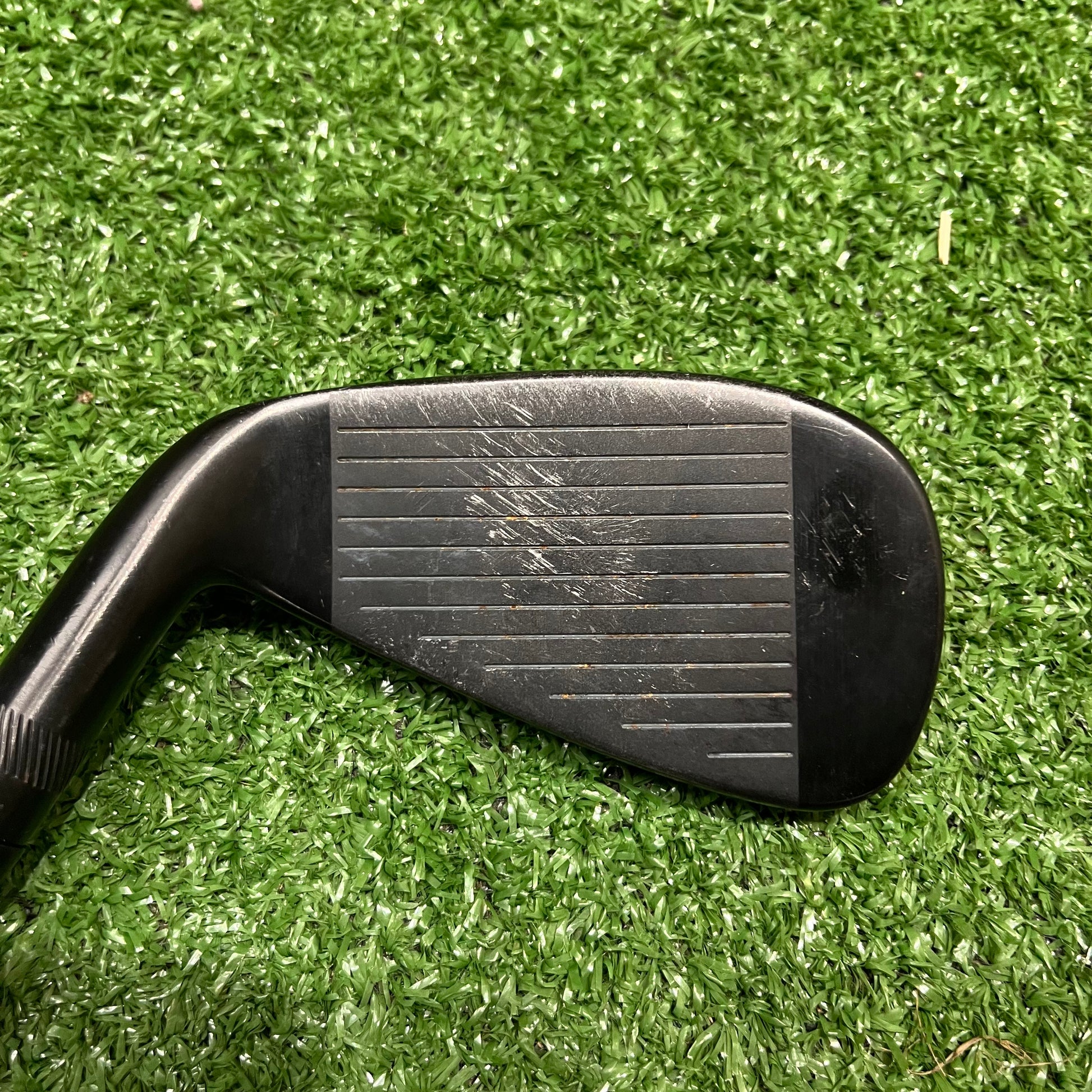 Sub70 699U 2 17° 2 Iron Graphite Regular Flex RH