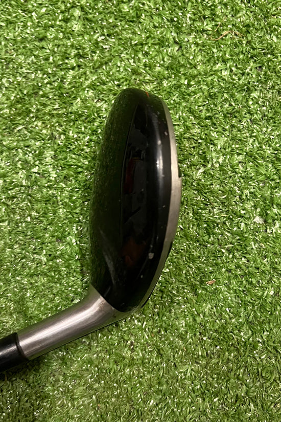 Titleist 585H 21° 3 Hybrid Graphite Stiff Flex RH