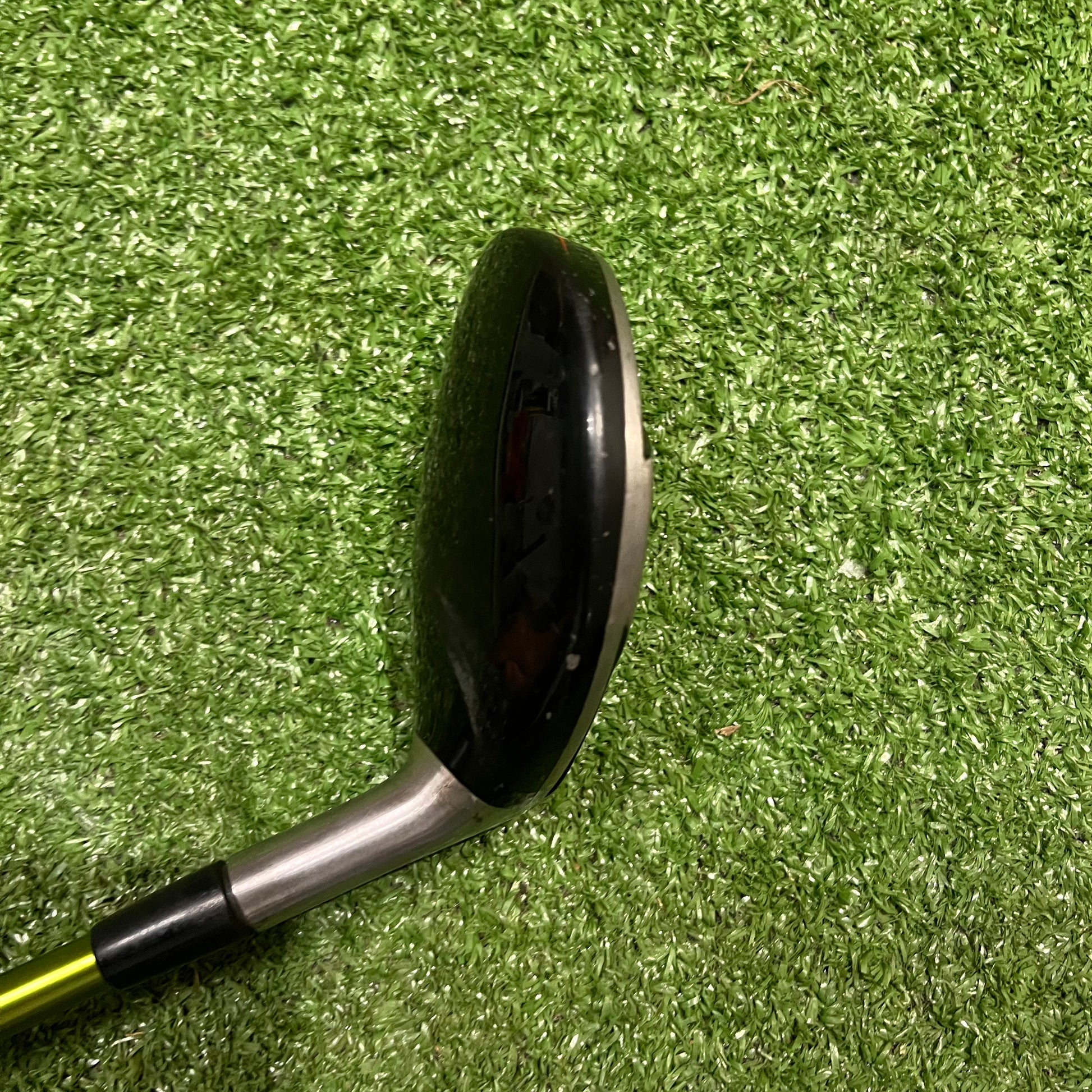 Titleist 585H 21° 3 Hybrid Graphite Stiff Flex RH