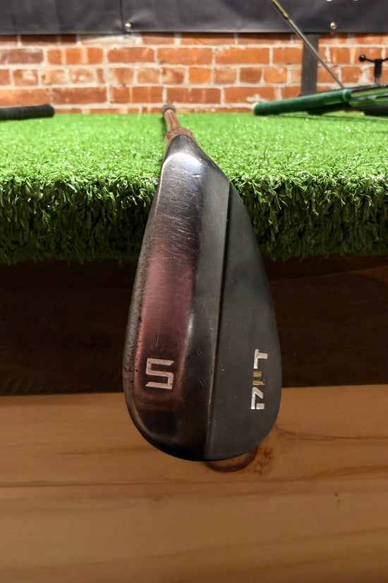Avoda DLC Blacked Out 56° Wedge Graphite Stiff Shaft RH