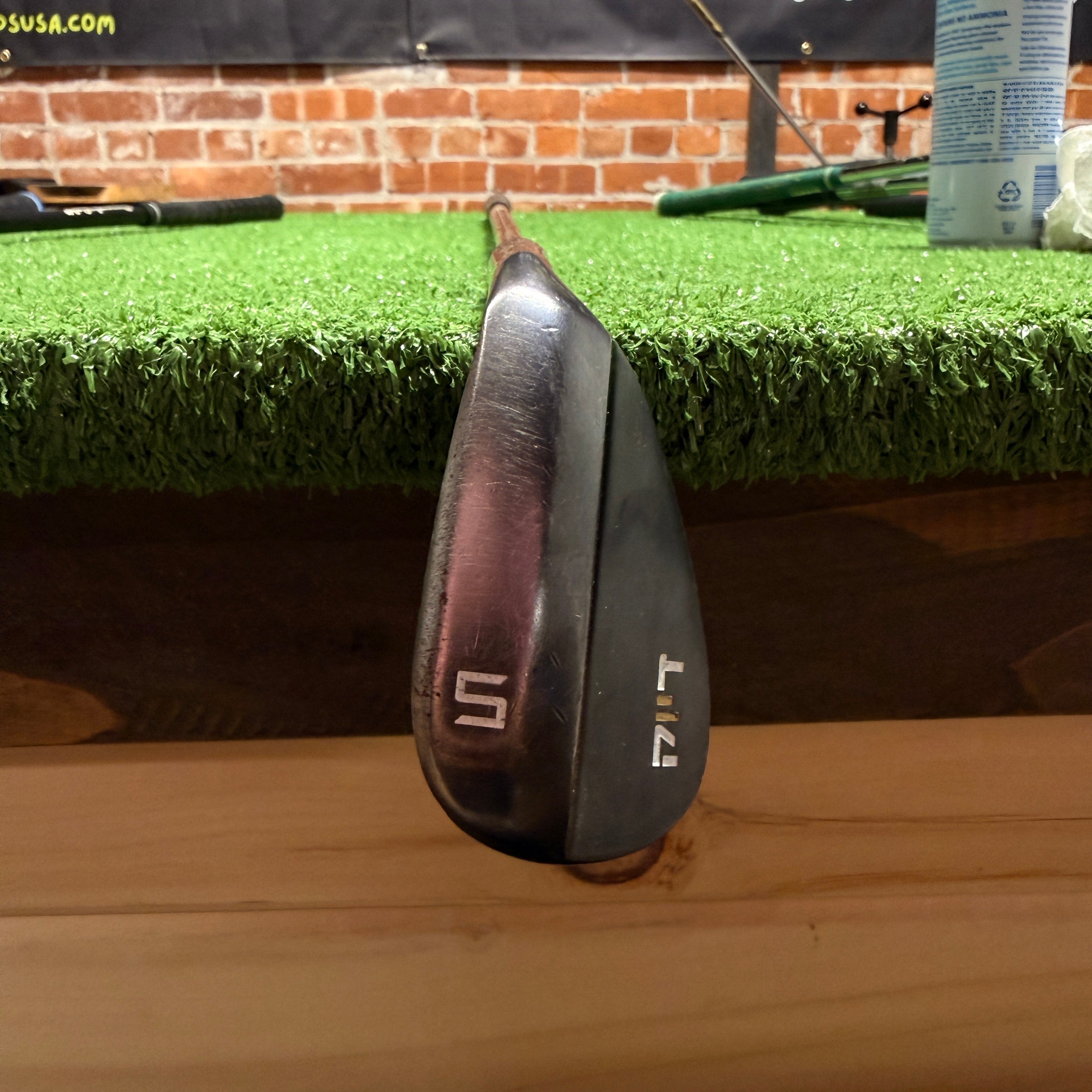 Avoda DLC Blacked Out 56° Wedge Graphite Stiff Shaft RH