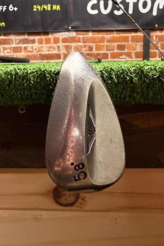 Edel Forged 58° Wedge Dynamic Gold Steel Stiff Shaft RH