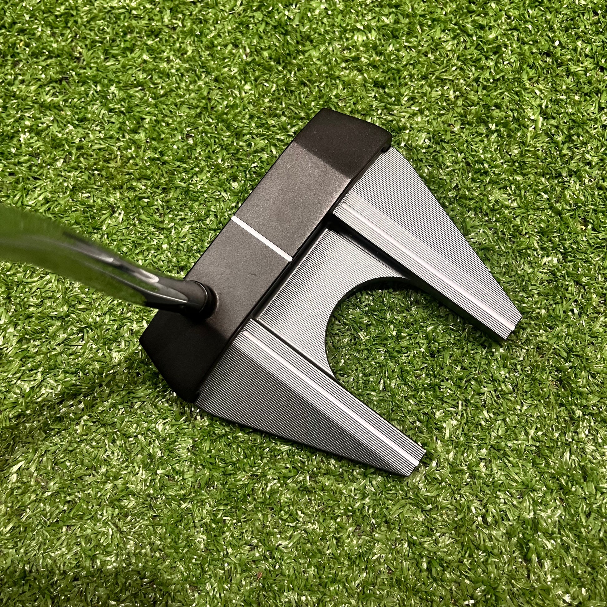 Odyssey TriHot #7 Mallet Putter RH