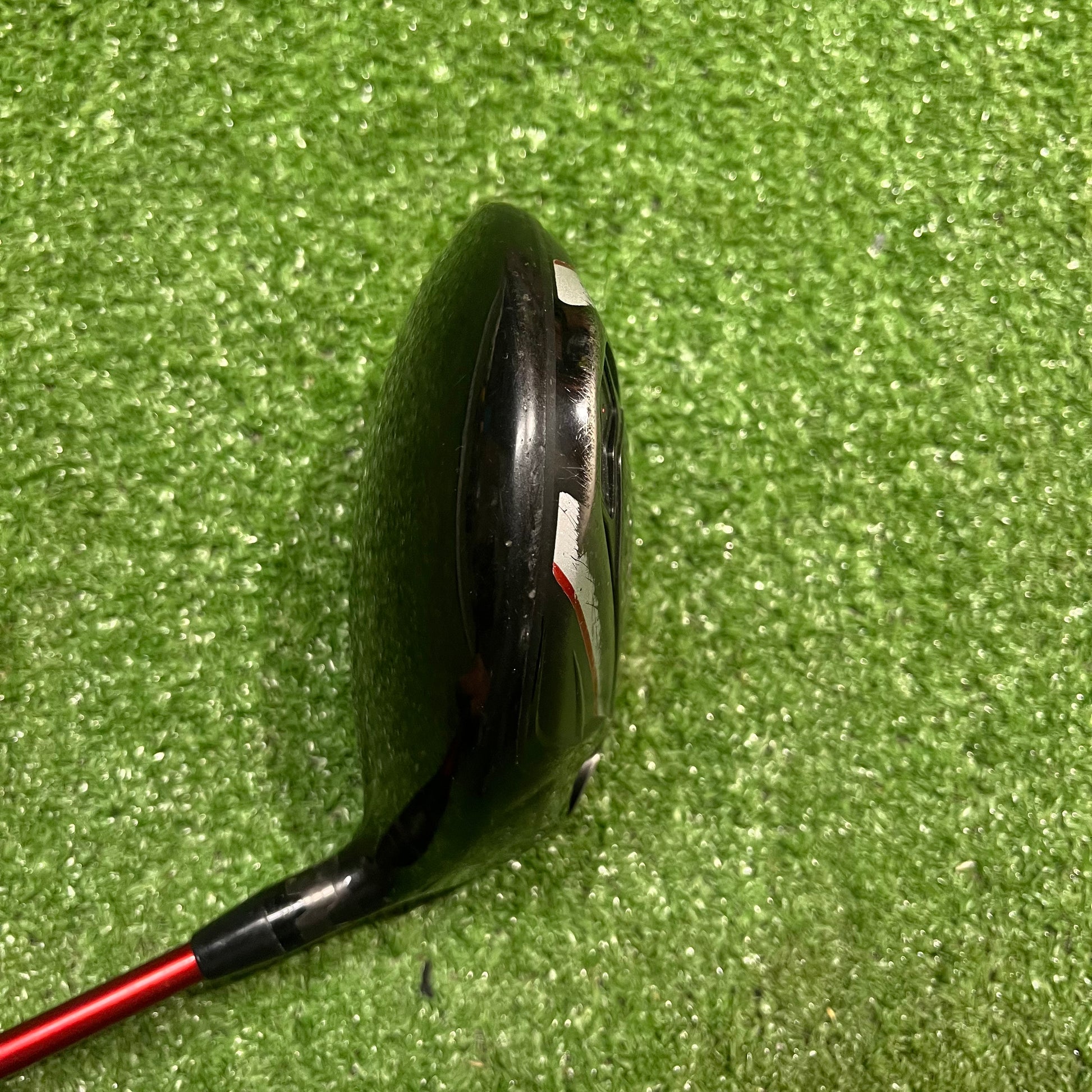 Titleist 913D2 10.5° Driver Graphite Regular Flex RH