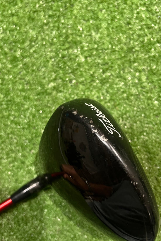 Titleist 913D2 10.5° Driver Graphite Regular Flex RH