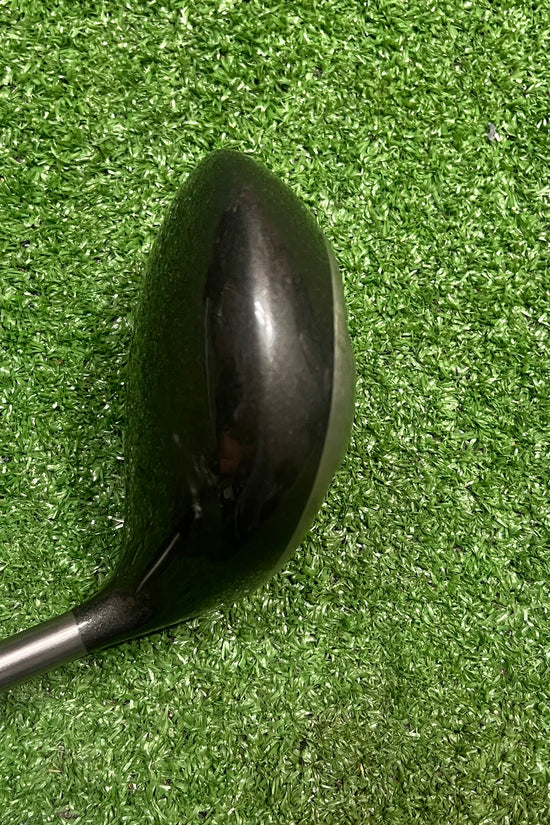 Titleist 975D 8.5° Driver Graphite Stiff Flex RH