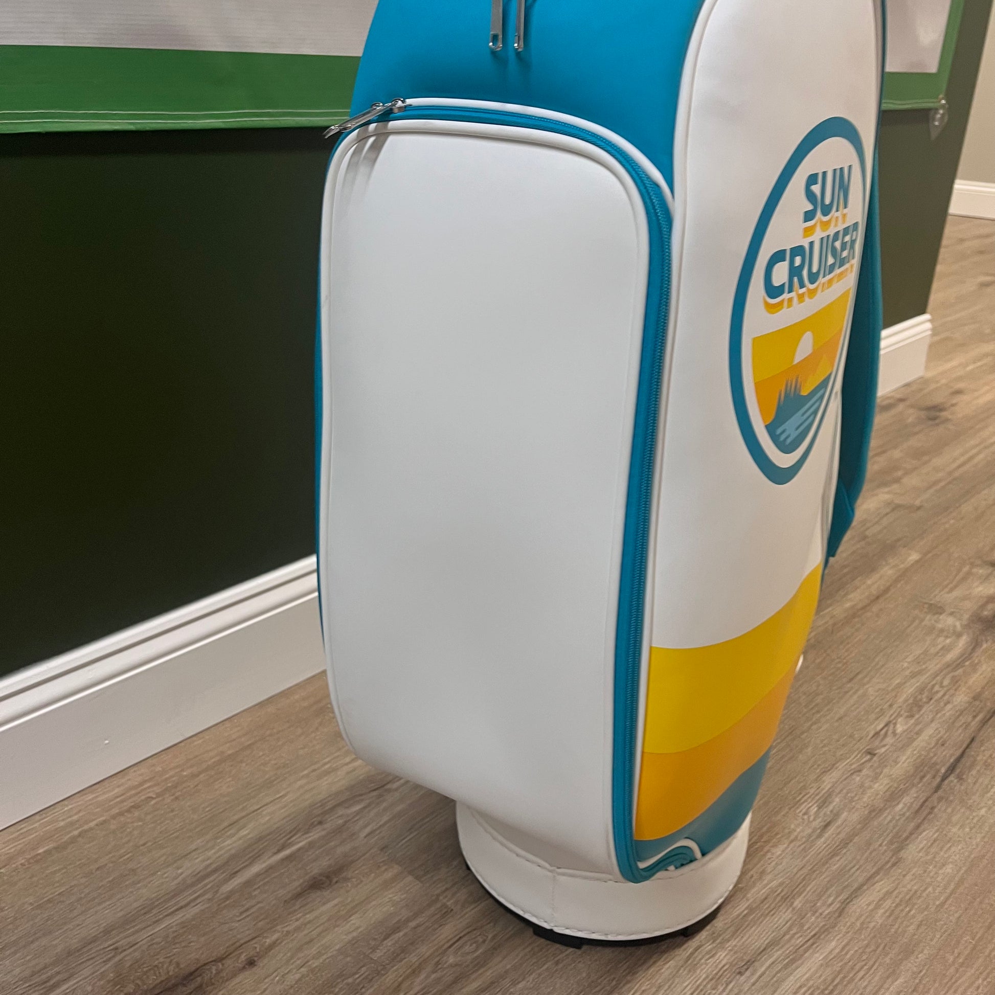 Sun Cruiser Staff Bag