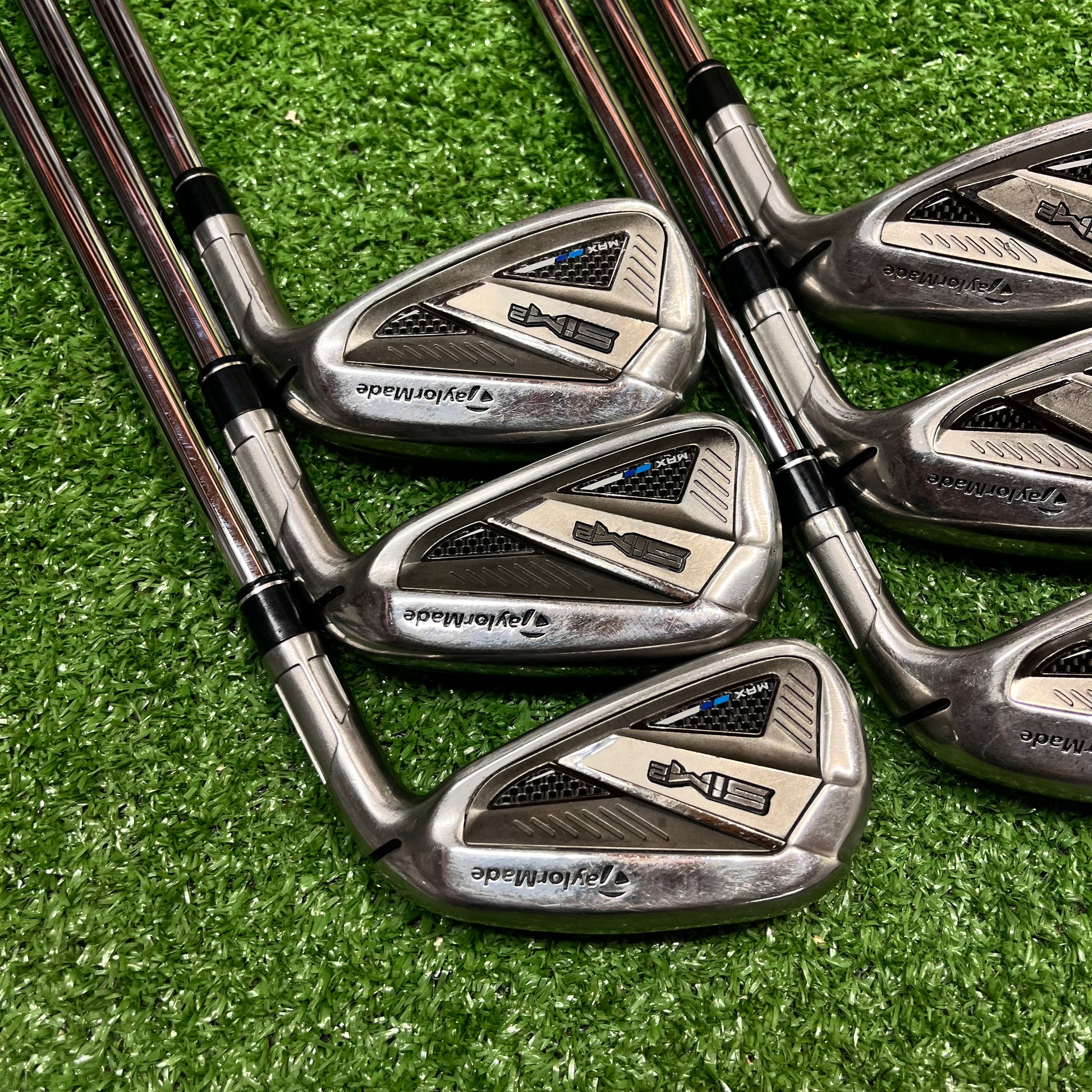 Taylormade Sim2Max Iron Set 6-AW Steel Regular Flex RH