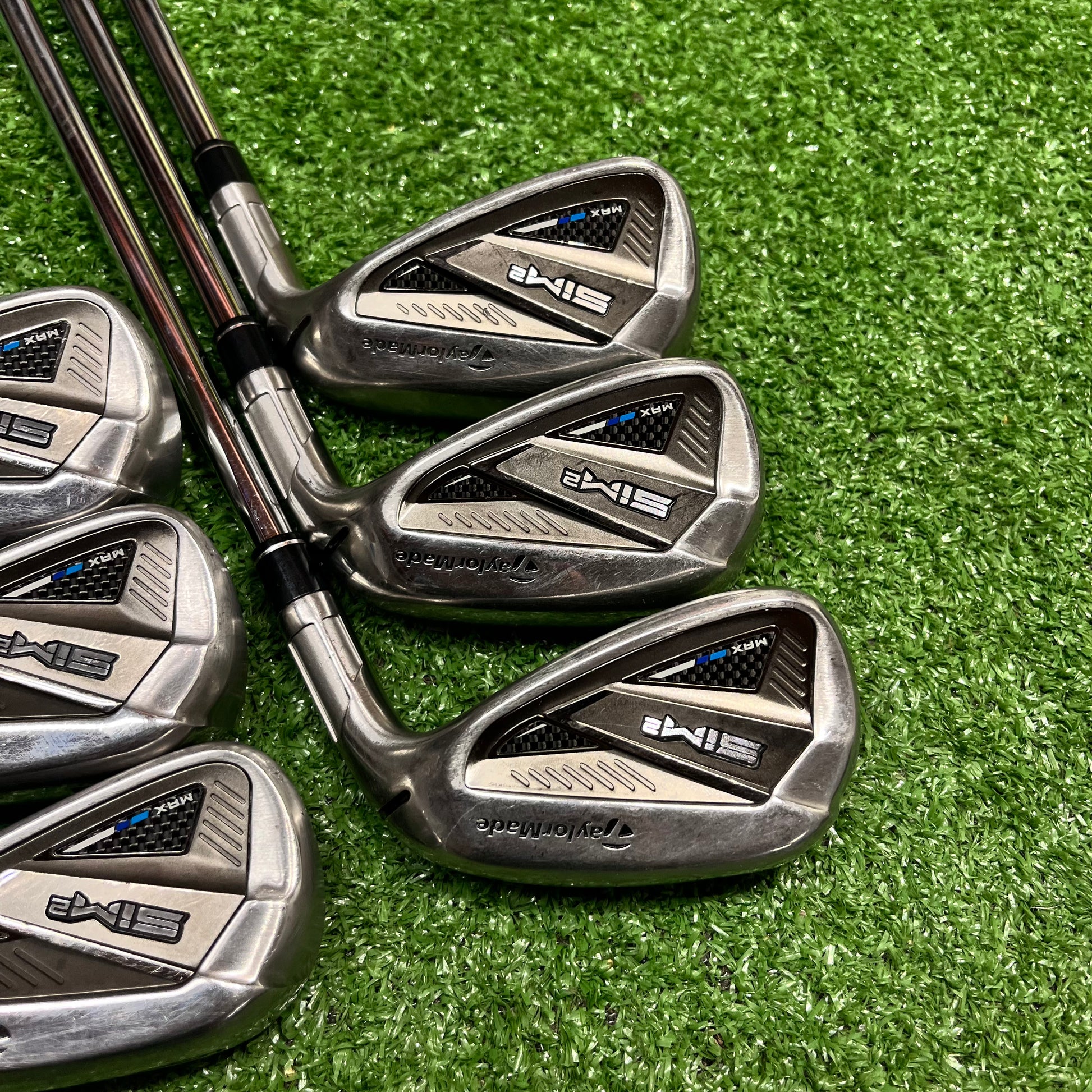 Taylormade Sim2Max Iron Set 6-AW Steel Regular Flex RH