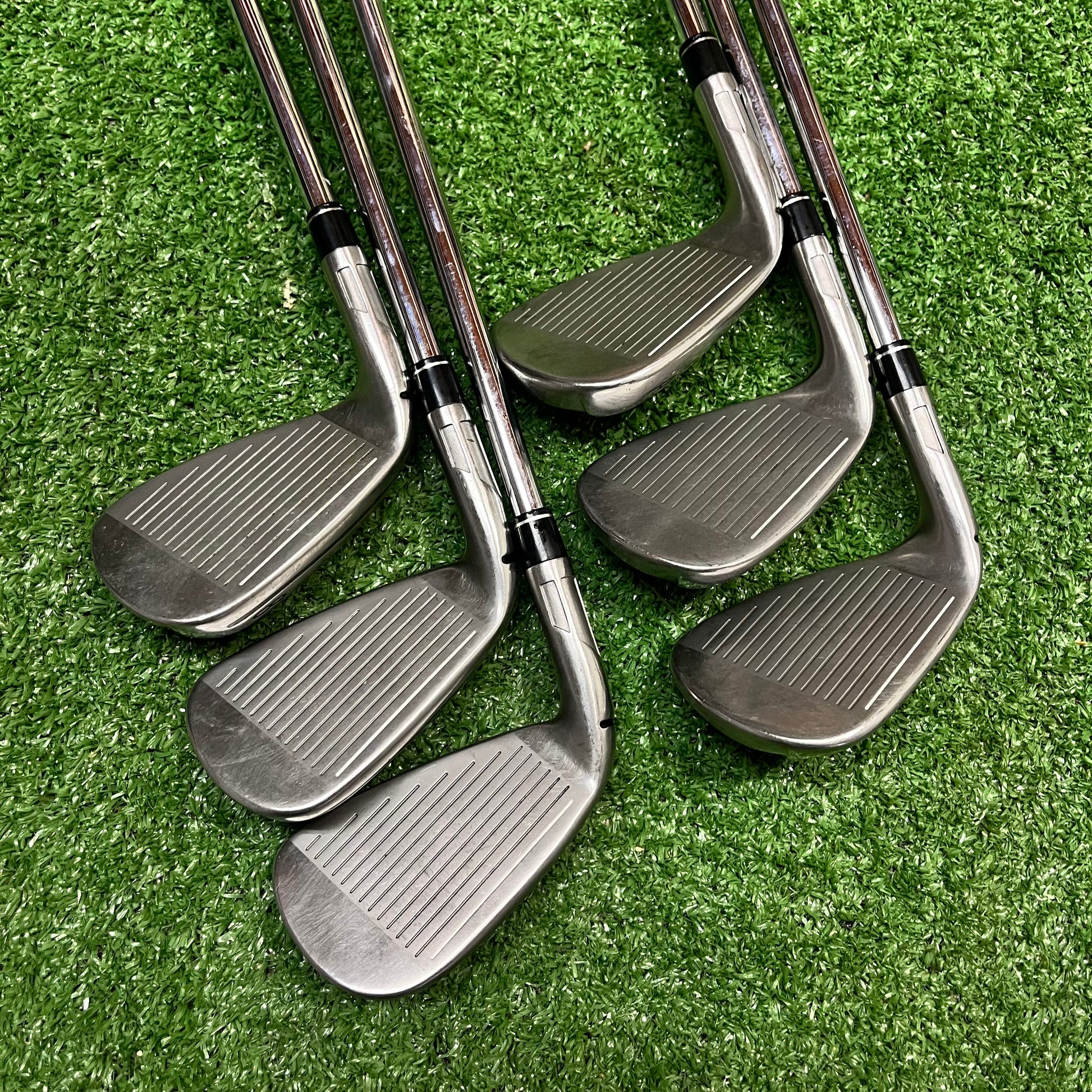 Taylormade Sim2Max Iron Set 6-AW Steel Regular Flex RH