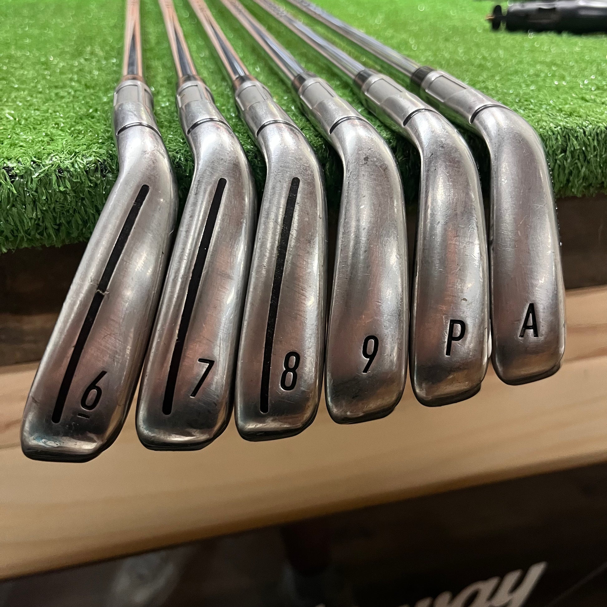 Taylormade Sim2Max Iron Set 6-AW Steel Regular Flex RH