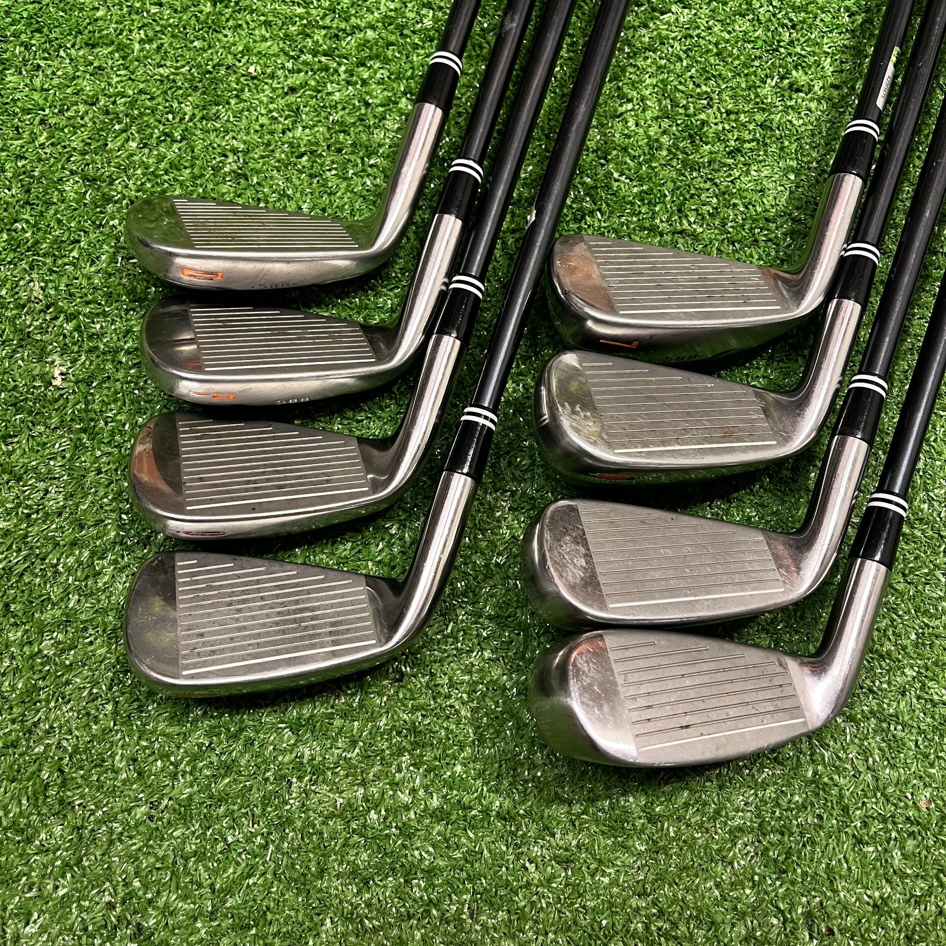 Cleveland 588 Hybrid Iron Set 4-PW+DW Graphite Womens Flex RH