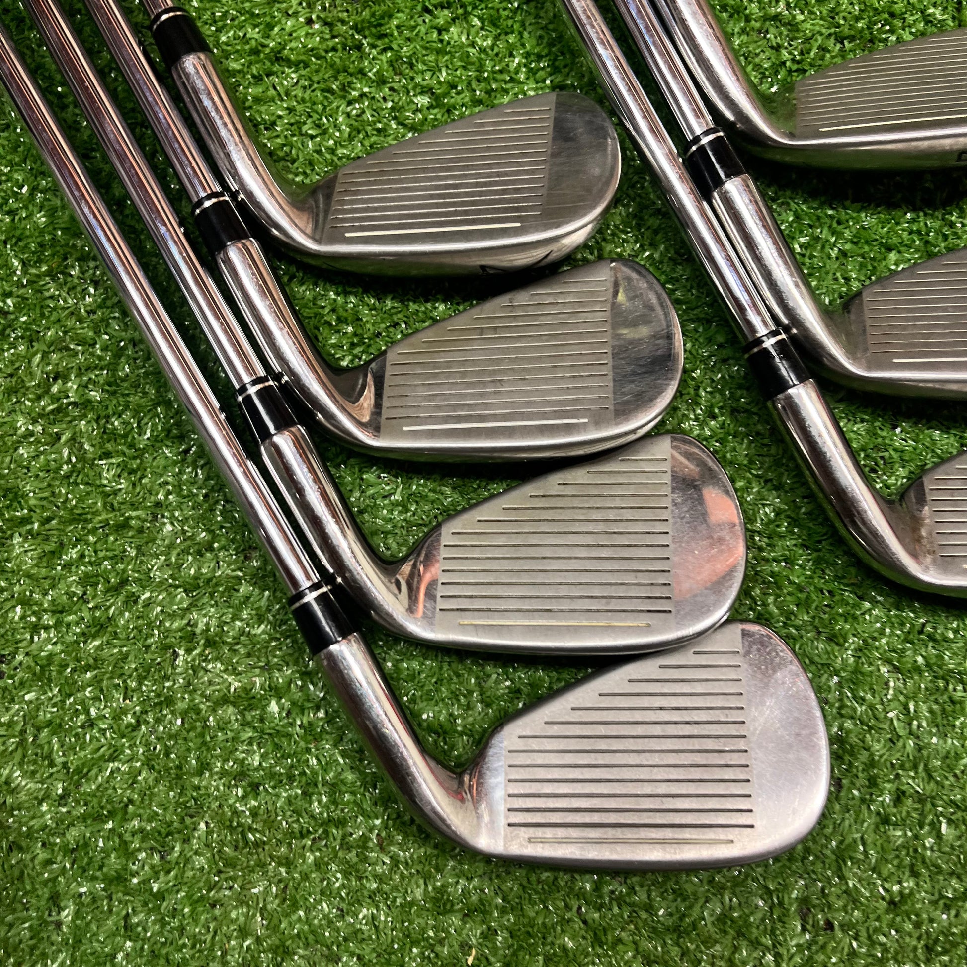 Taylormade Burner 2.0 Iron Set 4-PW Steel Regular Flex LH