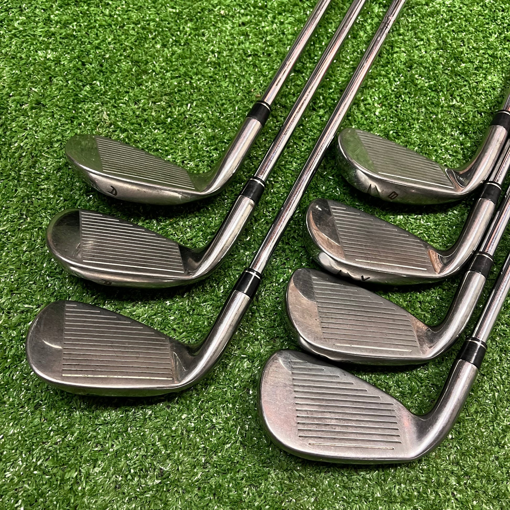 Taylormade RBZ Iron Set 5-PW+AW Steel Regular Flex RH