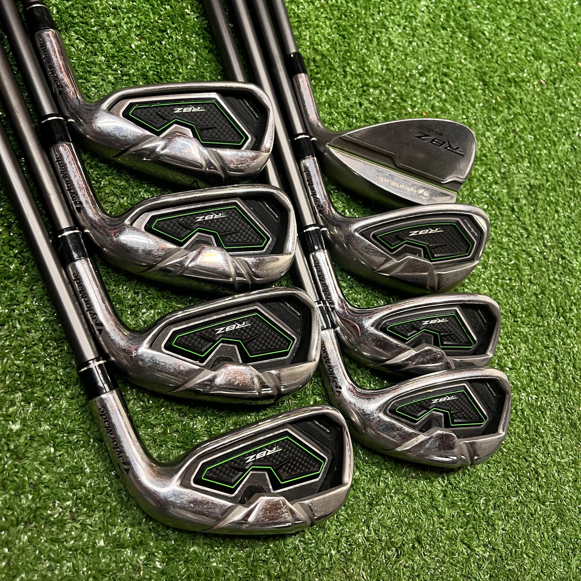 Taylormade RBZ 4-SW Iron Set Graphite Medium Flex RH *READ*