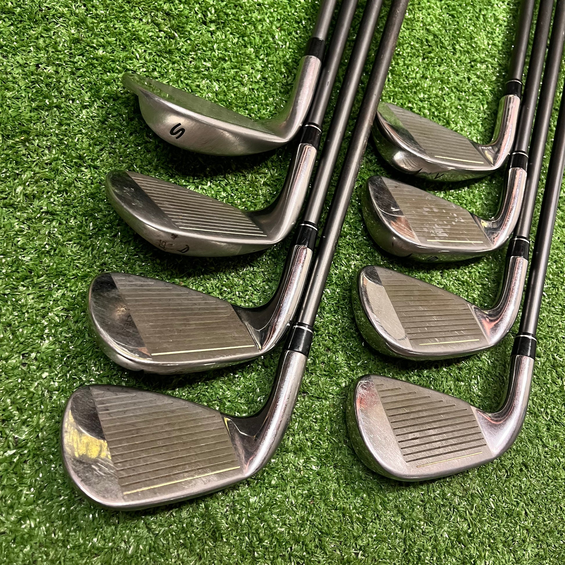 Taylormade RBZ 4-SW Iron Set Graphite Medium Flex RH *READ*