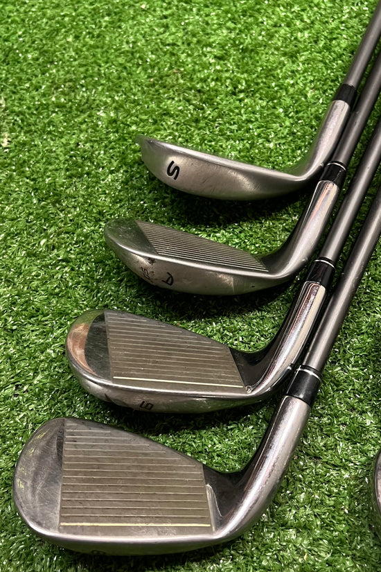 Taylormade RBZ 4-SW Iron Set Graphite Medium Flex RH *READ*