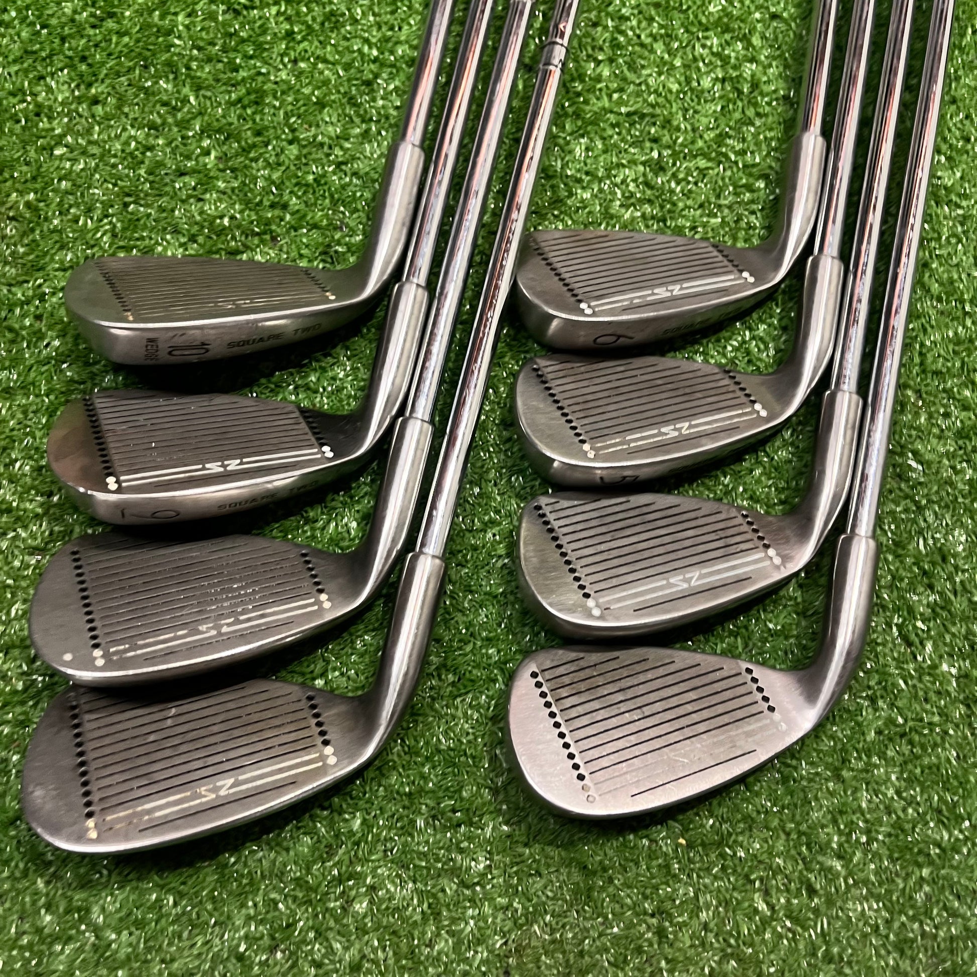 Square Two Power Cavity Iron Set 3-PW Steel Regular Flex RH