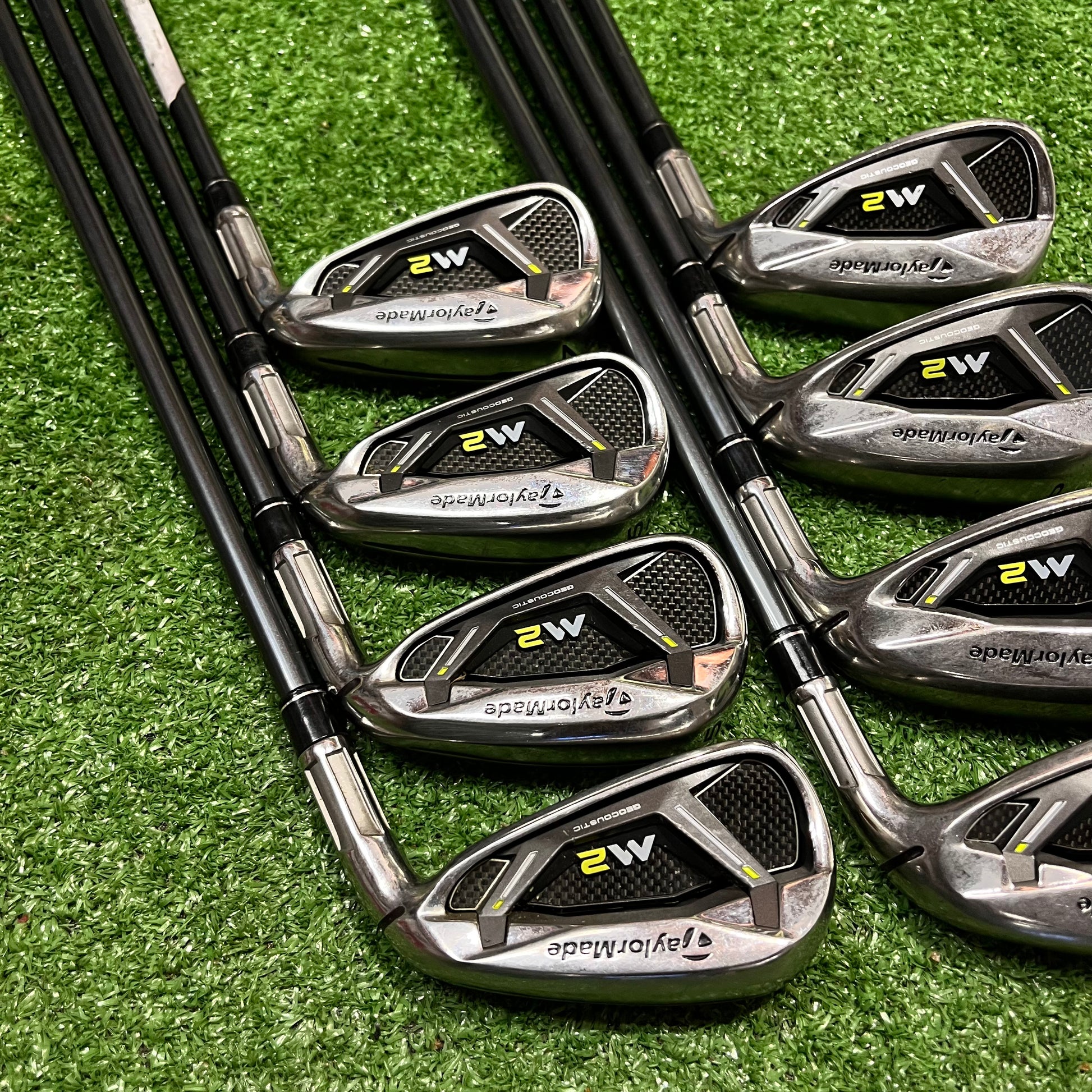 Taylormade M2 Iron Set 4-PW+AW Graphite Regular Flex RH