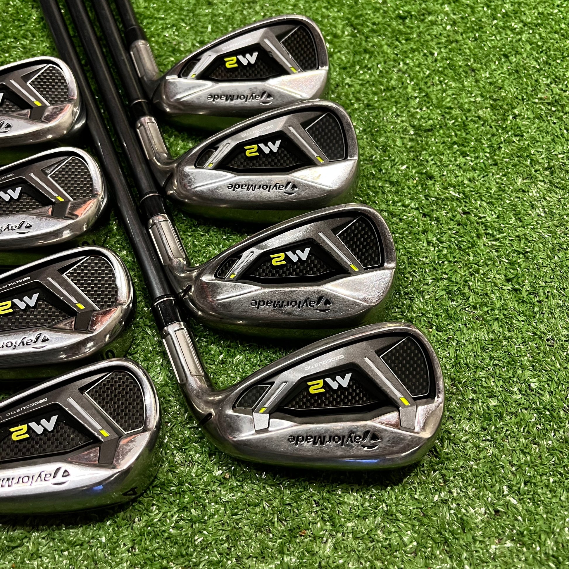Taylormade M2 Iron Set 4-PW+AW Graphite Regular Flex RH