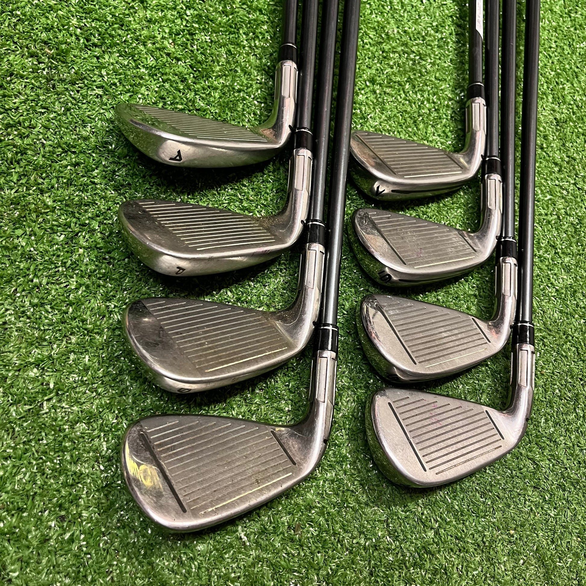 Taylormade M2 Iron Set 4-PW+AW Graphite Regular Flex RH