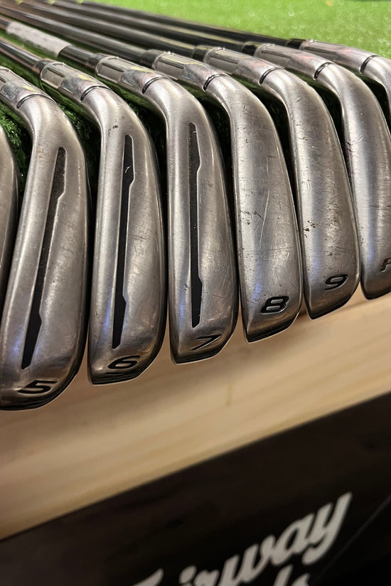 Taylormade M2 Iron Set 4-PW+AW Graphite Regular Flex RH