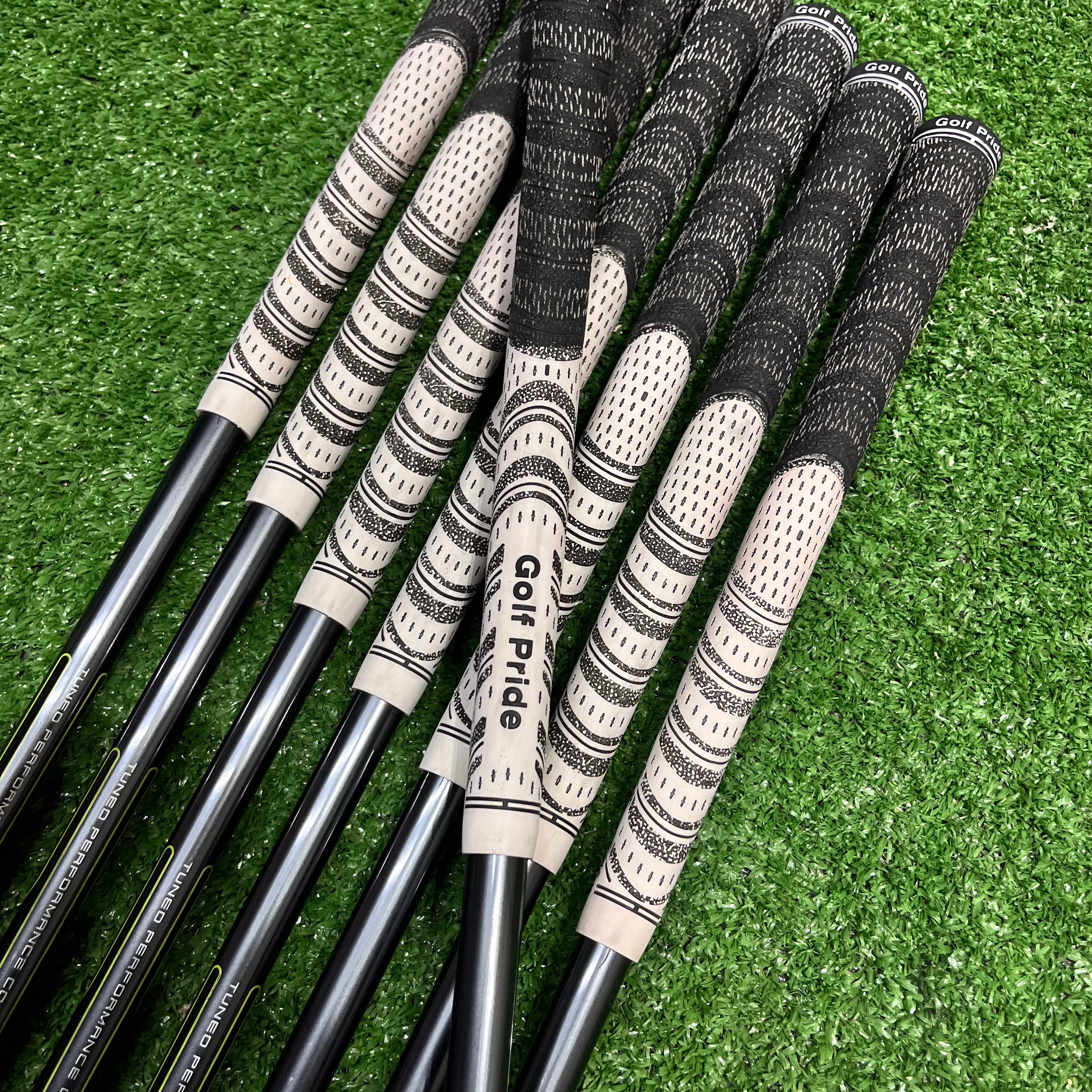 Taylormade M2 Iron Set 4-PW+AW Graphite Regular Flex RH