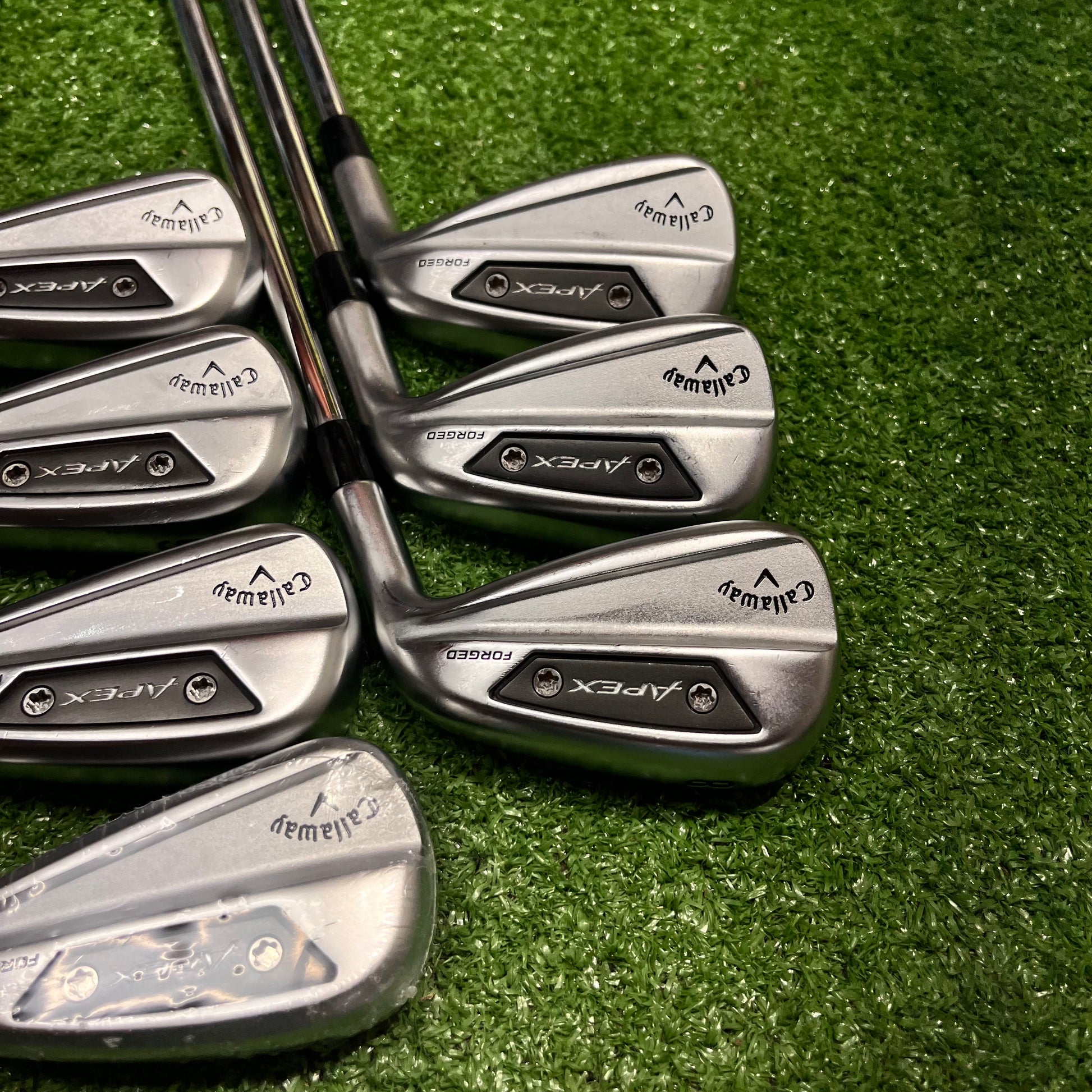 Callaway Apex forged Ai200 Iron Set 4-PW Steel Regular Flex RH