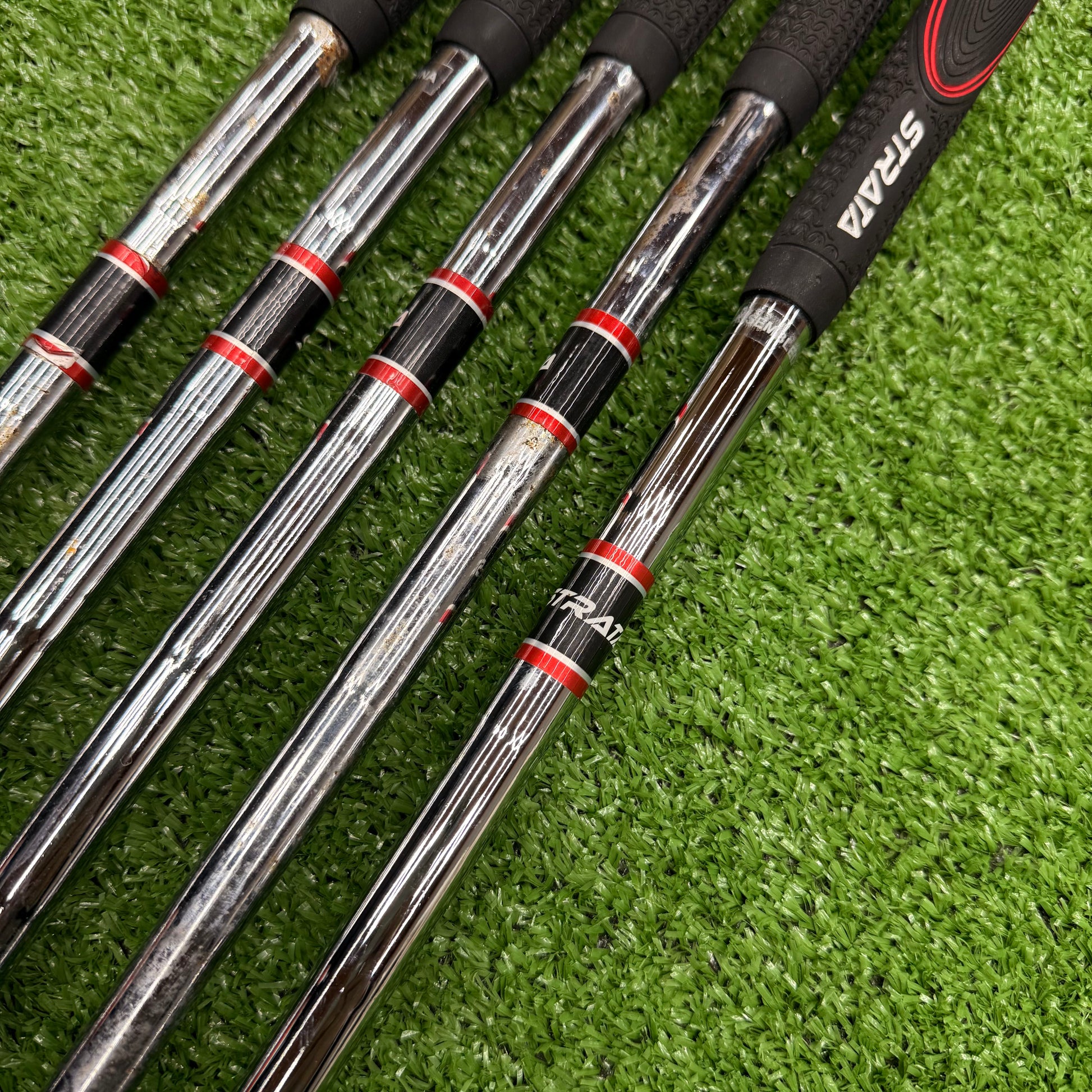 Callaway Strata Red Iron Set PW-6i Steel Uniflex RH - FAIRWAY FINDS