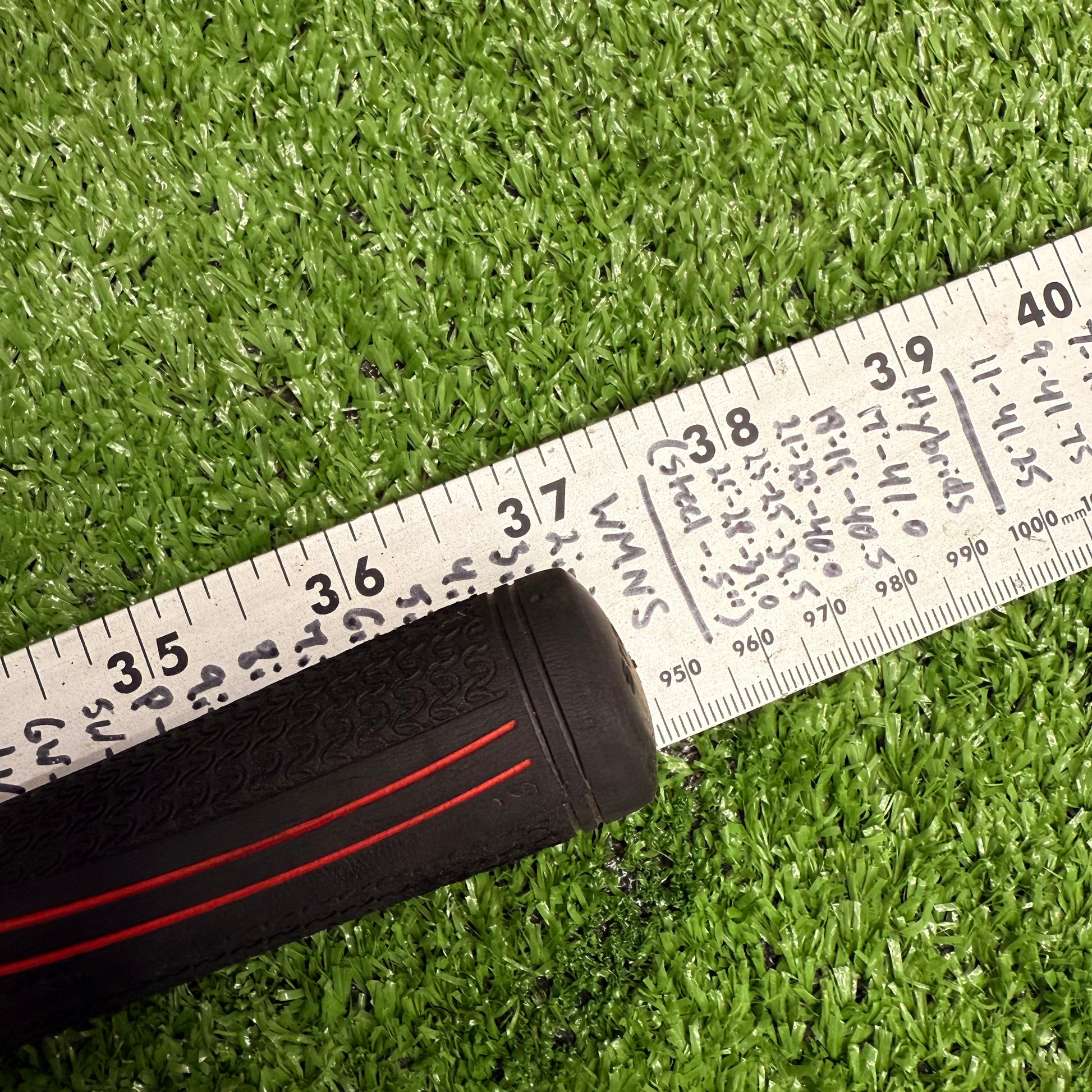 Callaway Strata Red Iron Set PW-6i Steel Uniflex RH - FAIRWAY FINDS