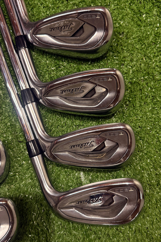 Titleist T200 2019' 4-AW Iron Set Steel Stiff Flex RH