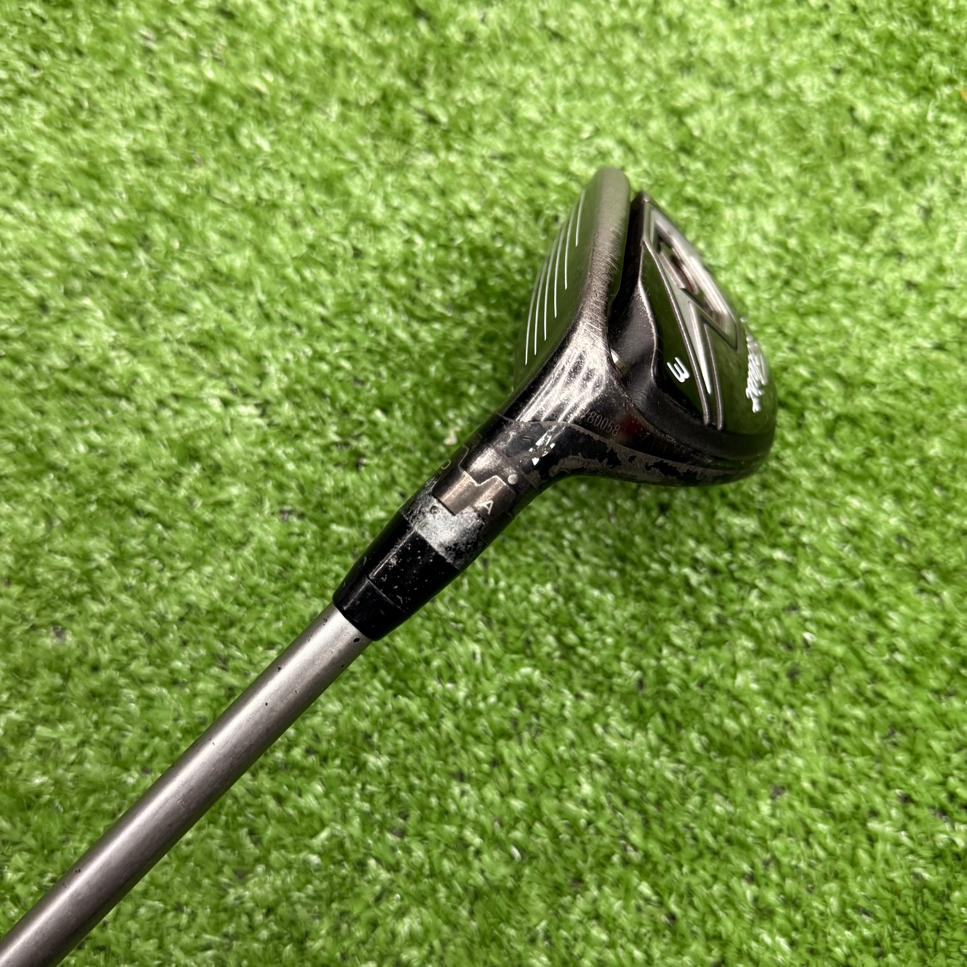 Titleist 915H 21° 3 Hybrid Regular Graphite RH - FAIRWAY FINDS