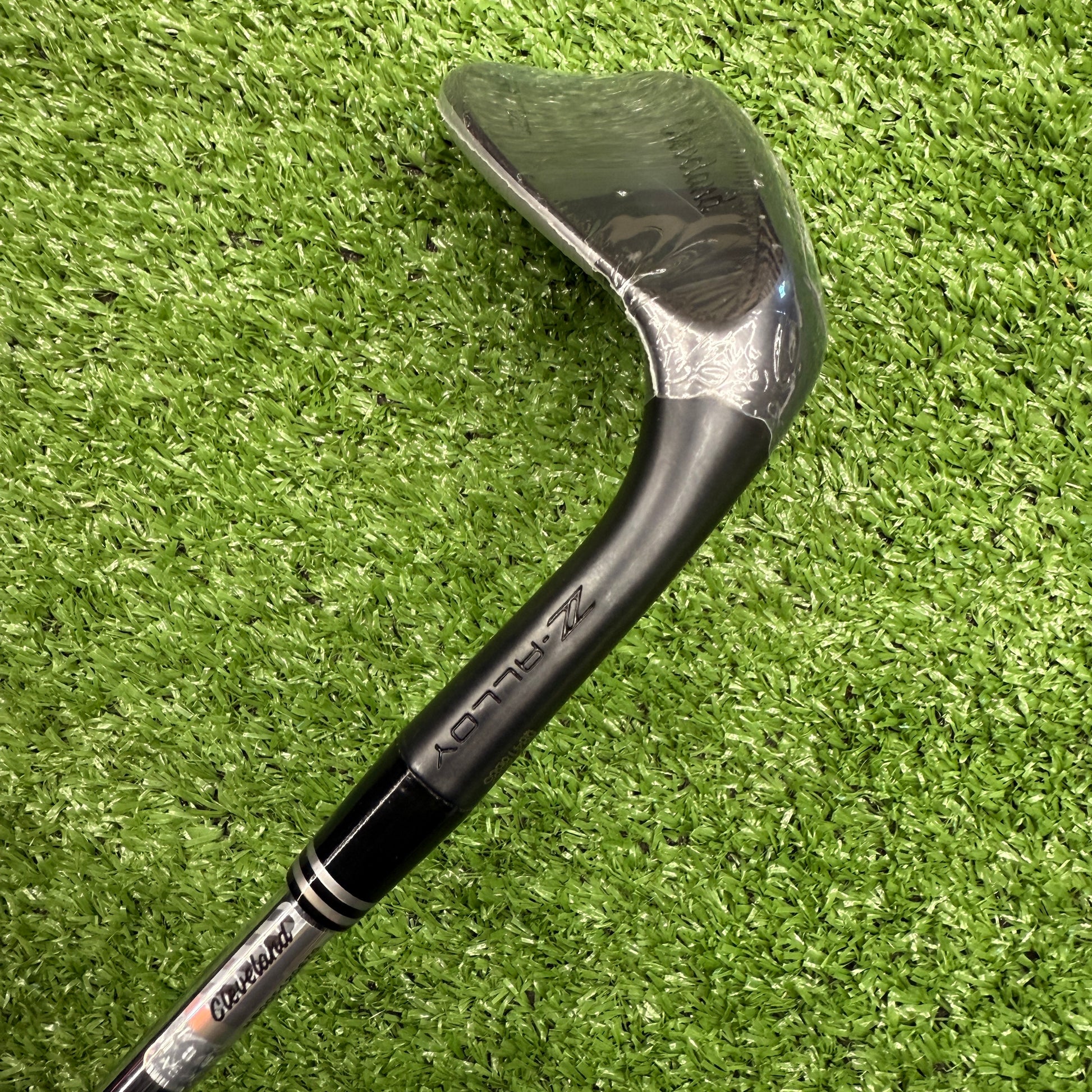 Cleveland RTZ Alloy Black 56º Sand Wedge RH - FAIRWAY FINDS