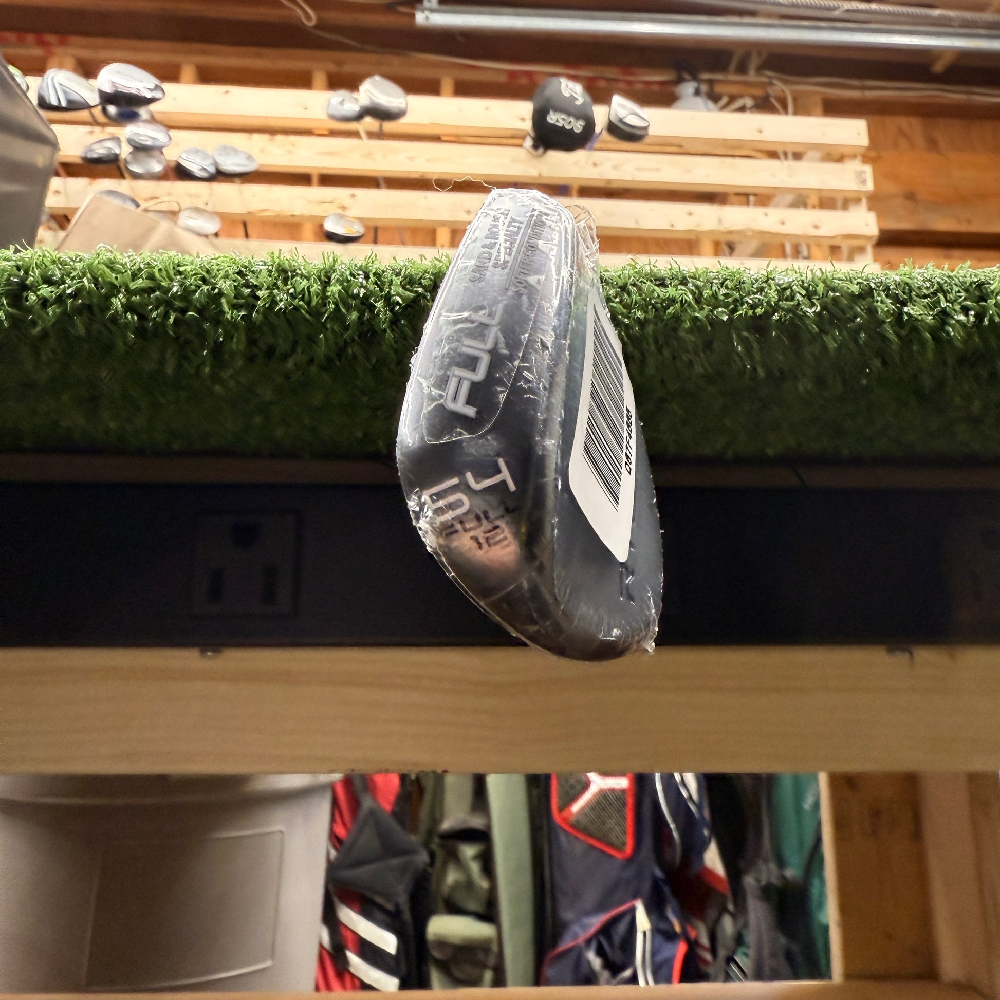 Cleveland RTZ Alloy Black 54º Sand Wedge RH - FAIRWAY FINDS