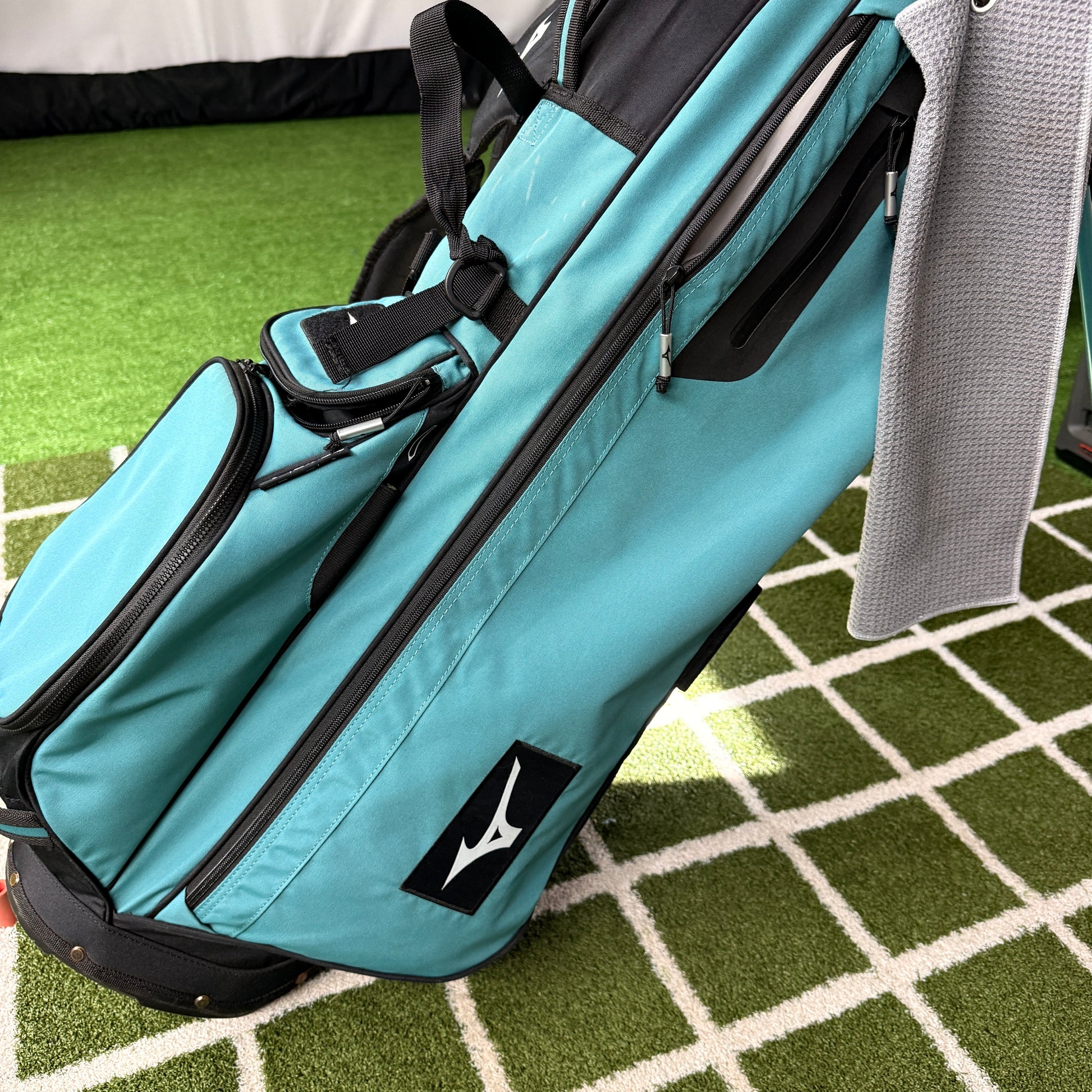 Mizuno BR-D3 Stand Bag 4 Way - FAIRWAY FINDS