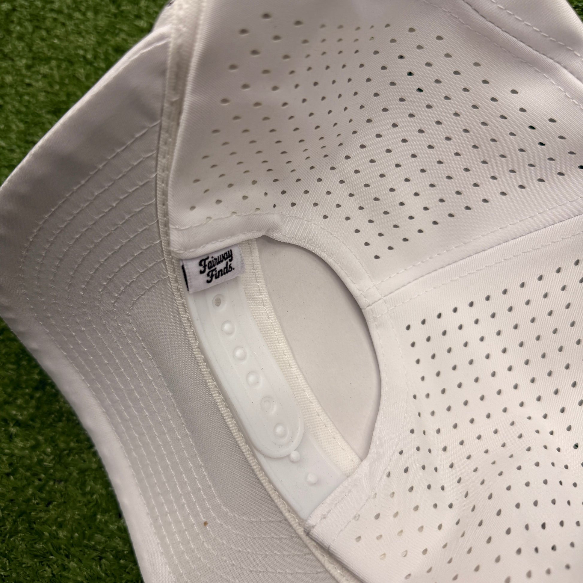 Fairway Finds™ Rope Hat V1 "White" - FAIRWAY FINDS