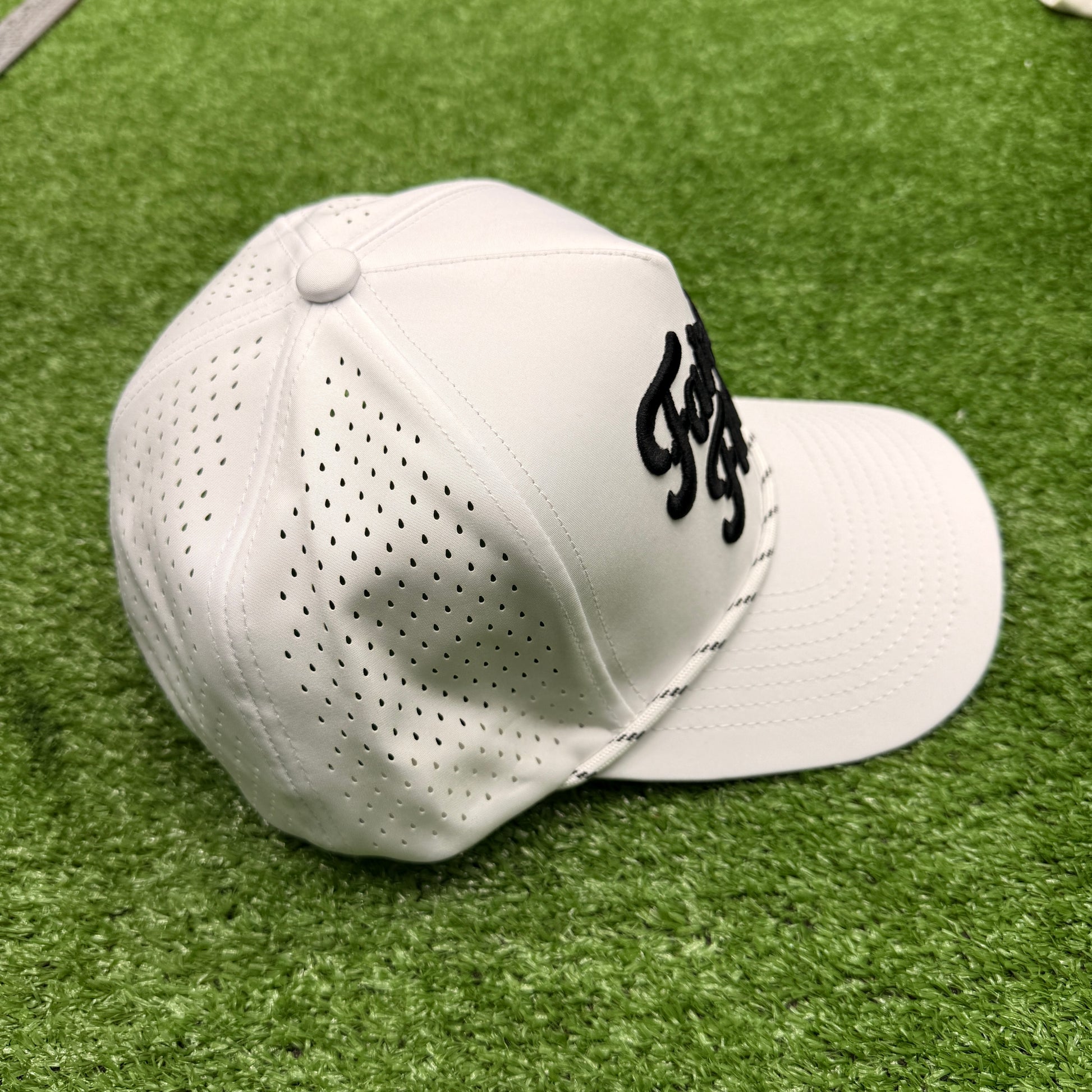 Fairway Finds™ Rope Hat V1 "White" - FAIRWAY FINDS