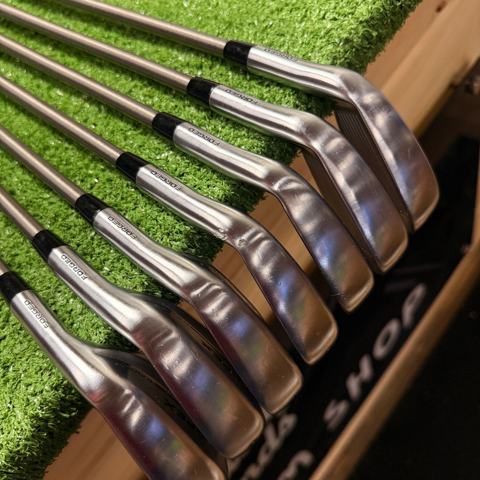 Callaway Apex Fusion TI Iron Set 5-AW Regular Graphite RH