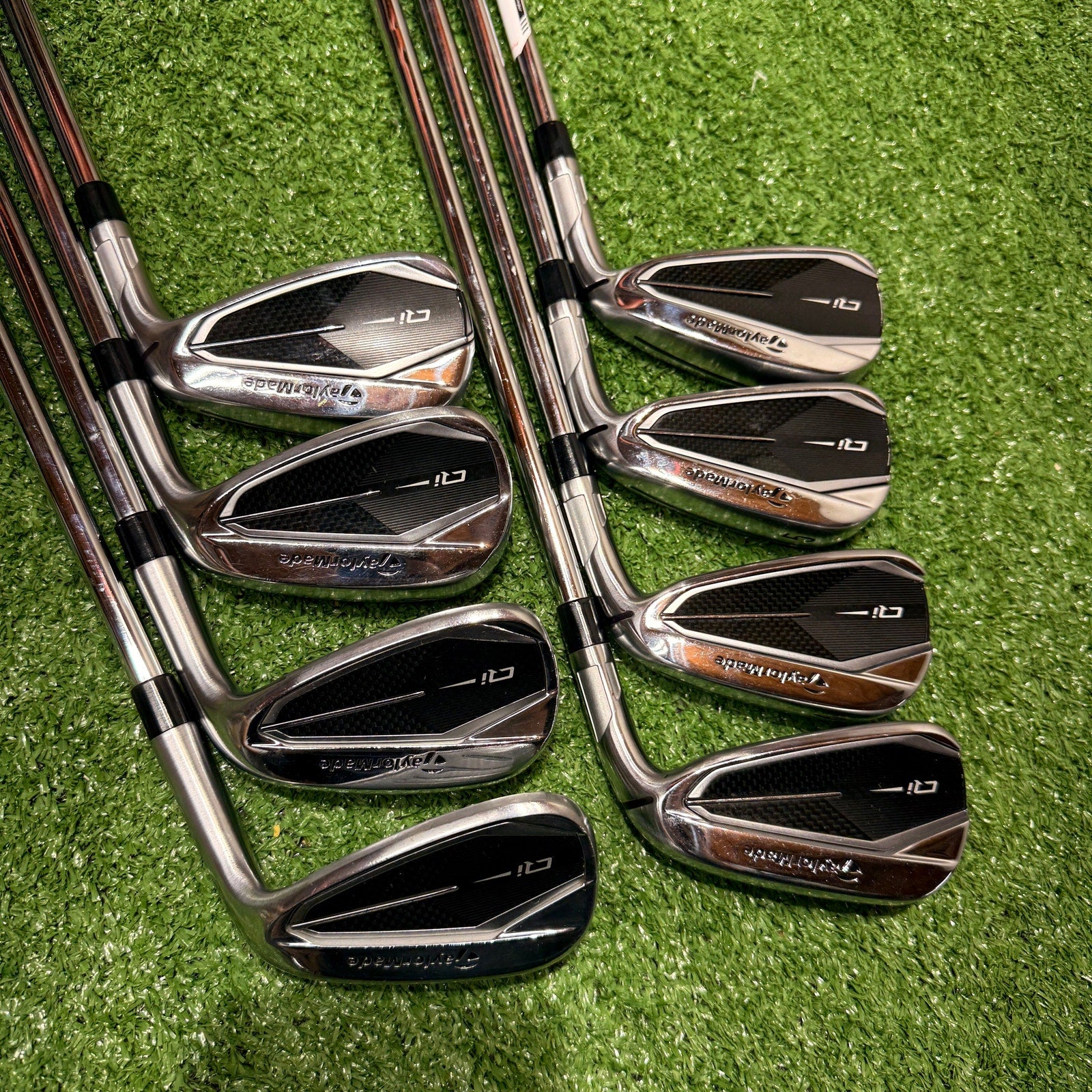 Taylormade QI Iron Set 4-PW+AW Stiff Steel RH - FAIRWAY FINDS