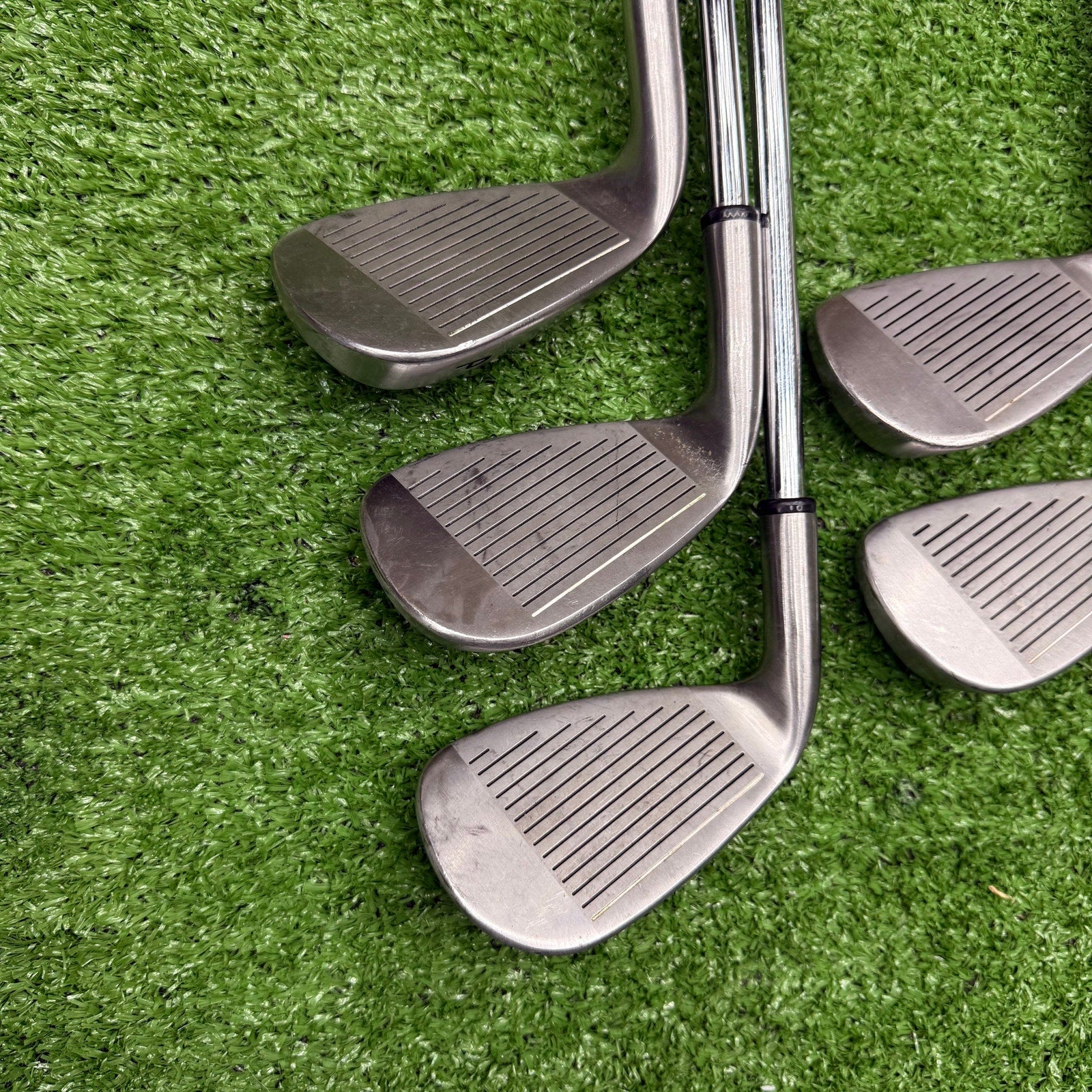 Callaway Strata Red Iron Set PW-6i Steel Uniflex RH - FAIRWAY FINDS