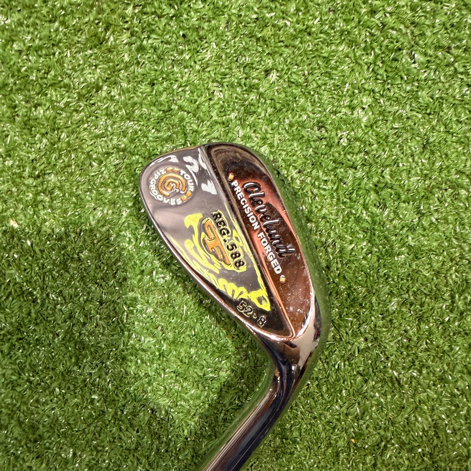 Cleveland Reg.588 52* Gap Wedge Steel RH
