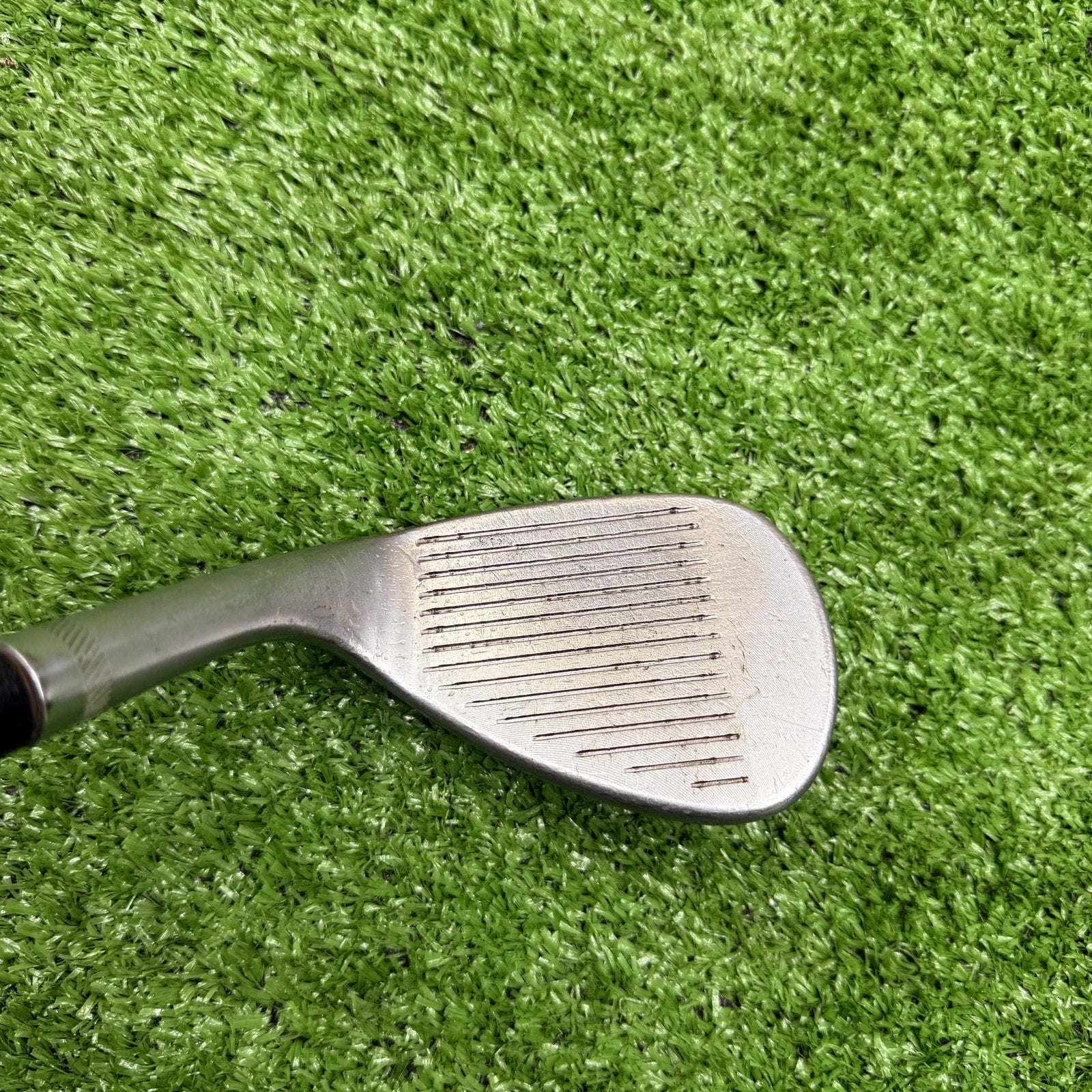 Titleist Vokey Design SM54-10 54° Sand Wedge RH - FAIRWAY FINDS