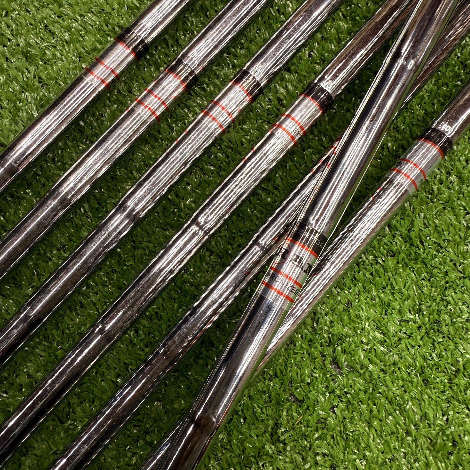 RAM Memorial Iron Set 4-PW Uniflex Steel RH - FAIRWAY FINDS