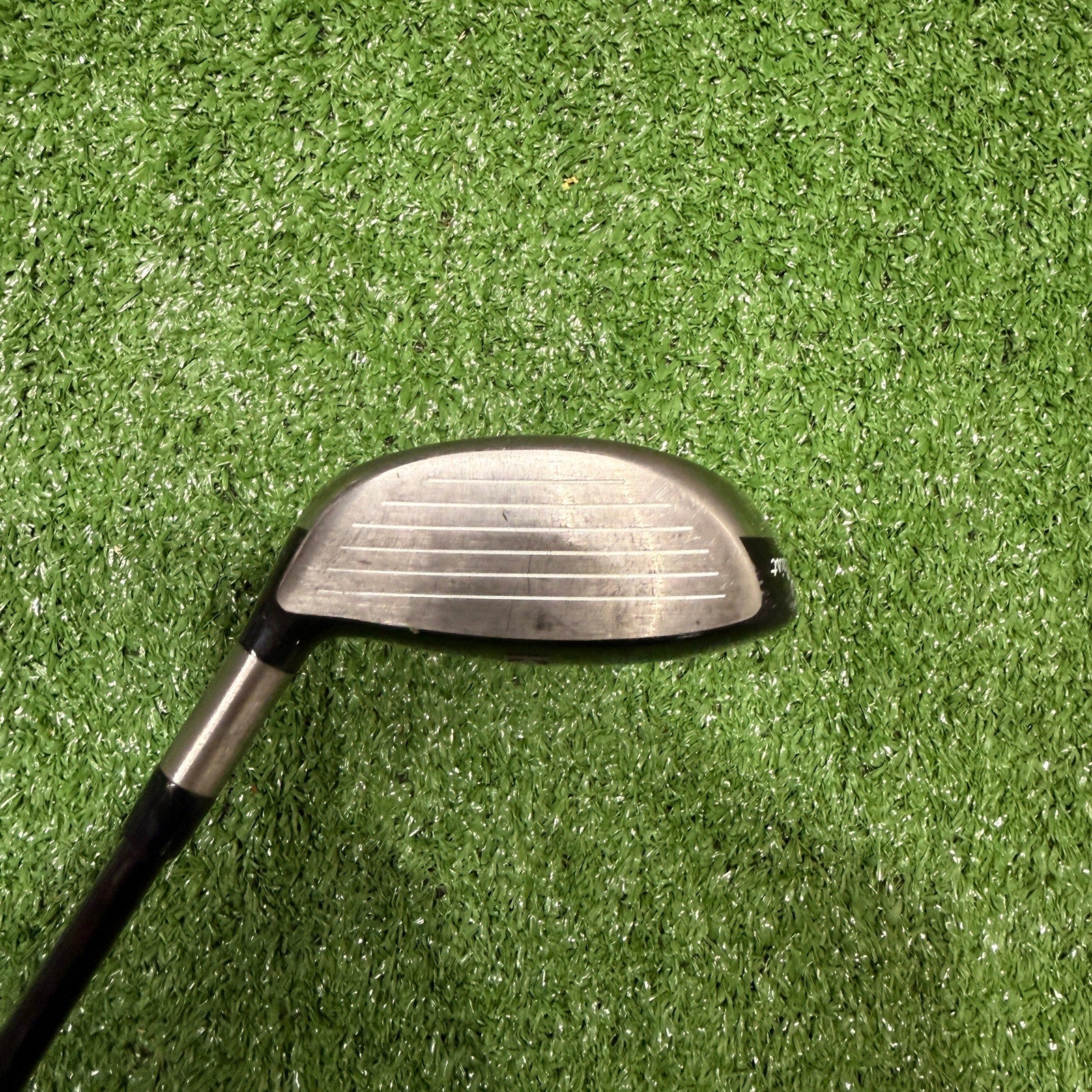 Titleist 909 F3 18° 5 Wood VooDoo X-Stiff Graphite RH - FAIRWAY FINDS