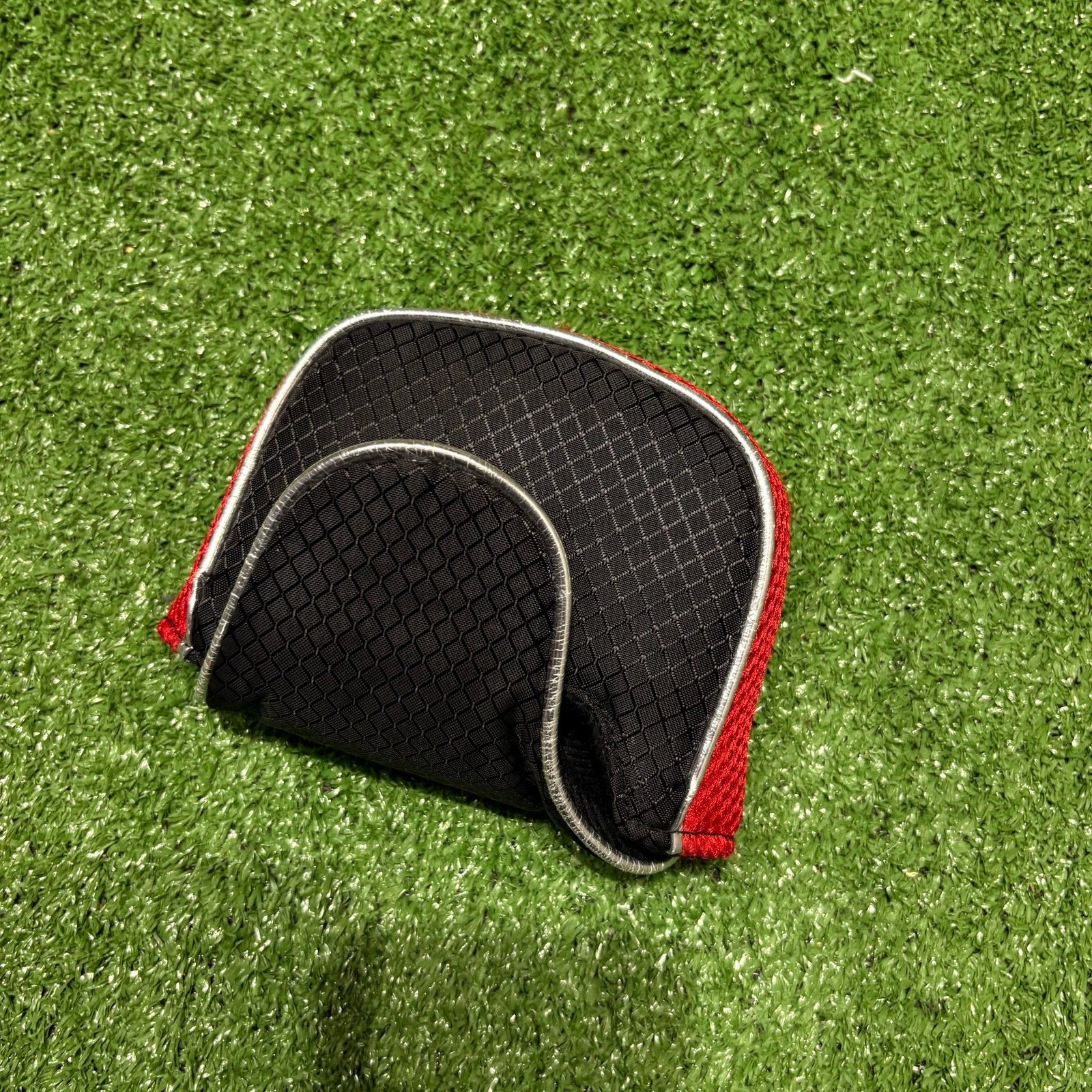 Twin Engine Super Red Armlock Putter RH - FAIRWAY FINDS