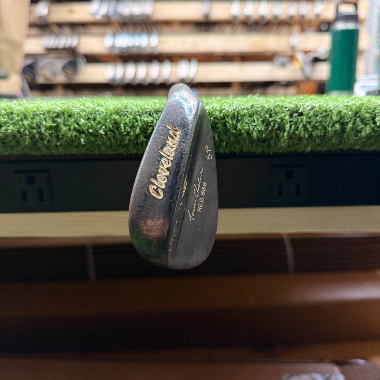 Cleveland .588 51° Gap Wedge RH